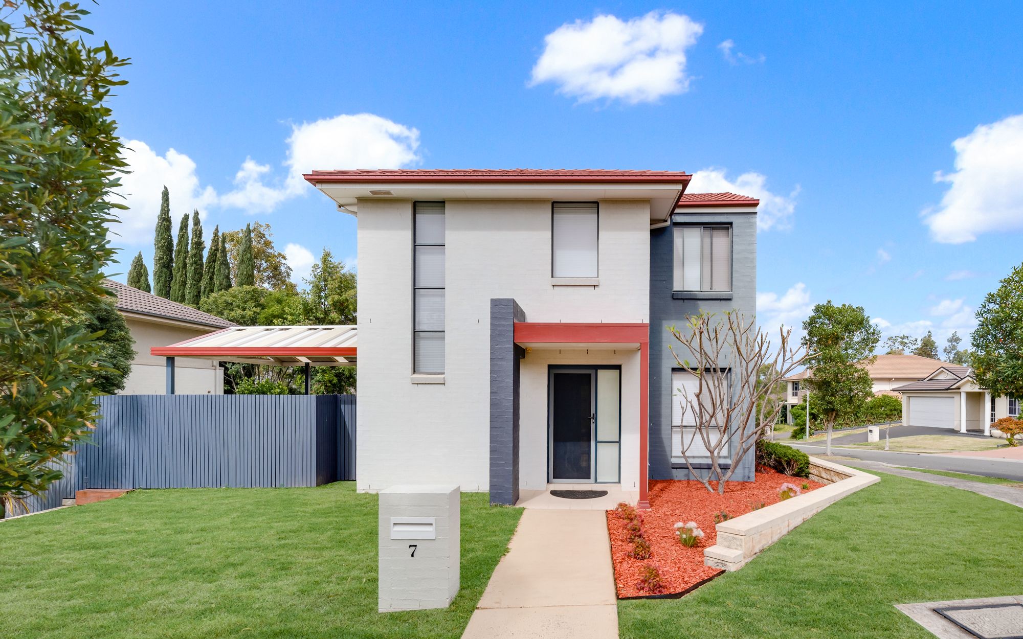 7 Neva Street, Glenfield NSW 2167