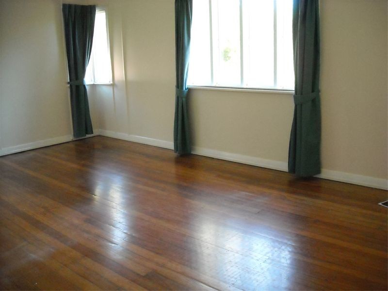 26 Queenscroft Street, Chelmer, QLD 4068