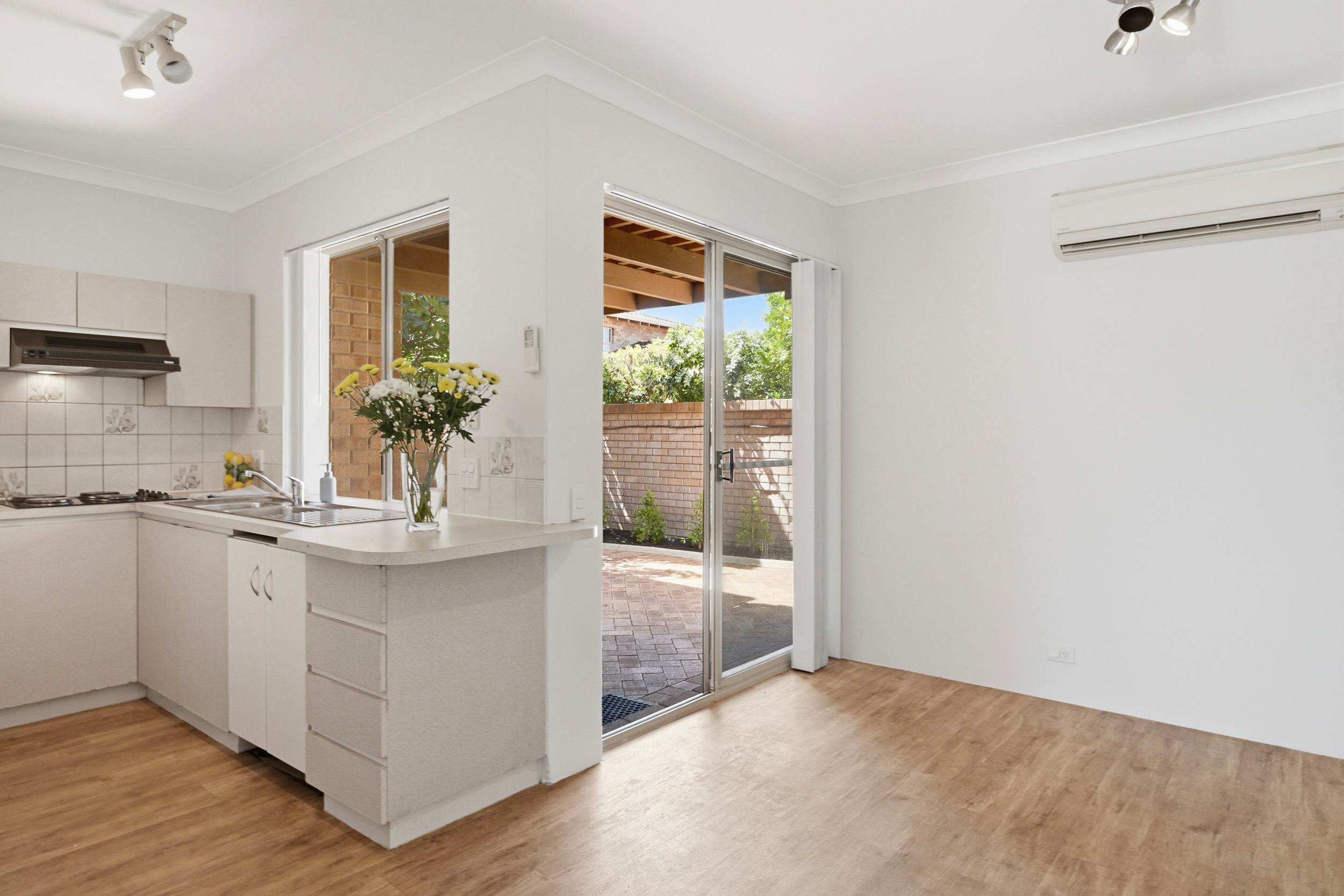 49/7 Harman Road, Sorrento, WA 6020