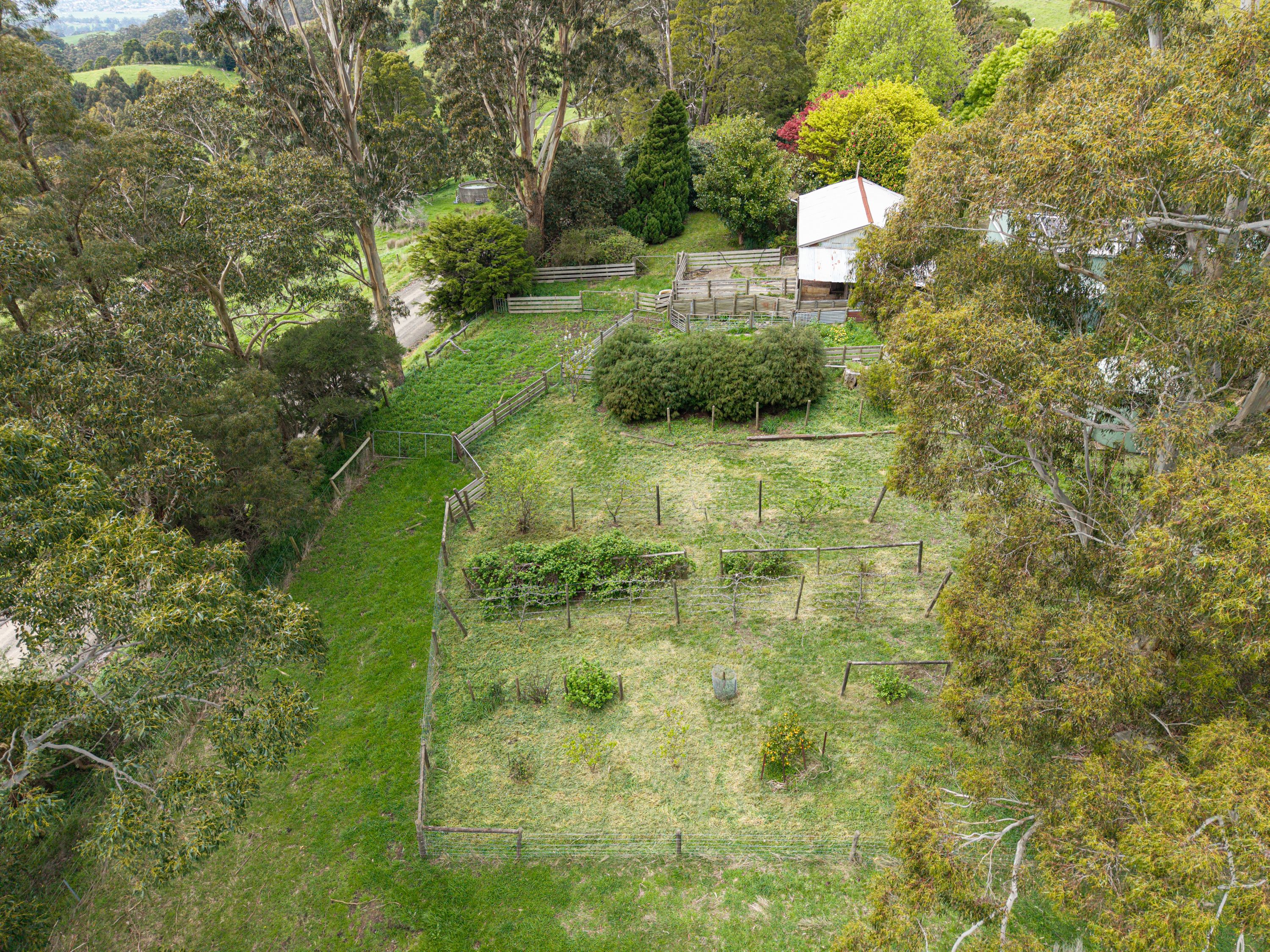 52 Earls Road — photo 30 of 30