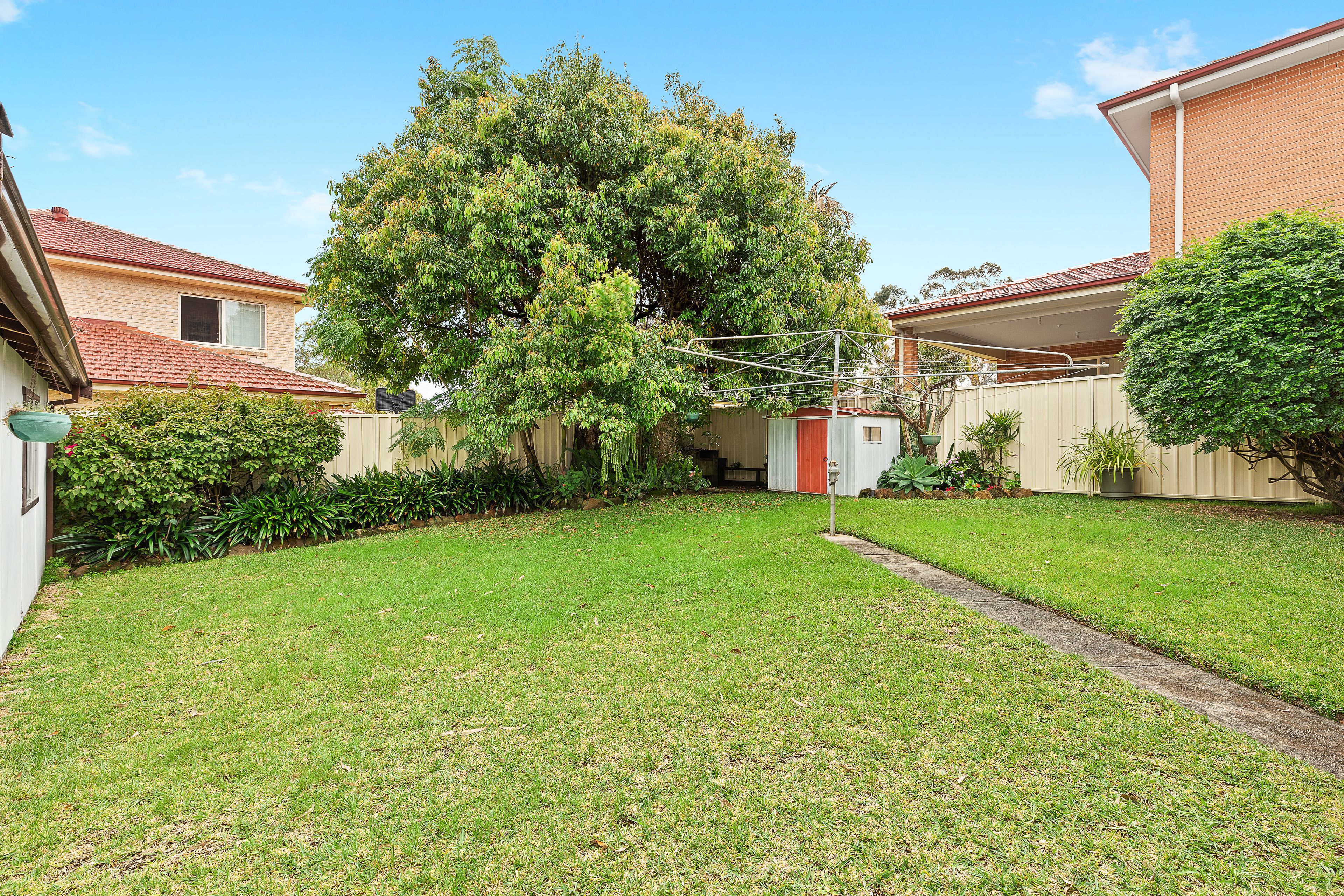 24 Baringa Street