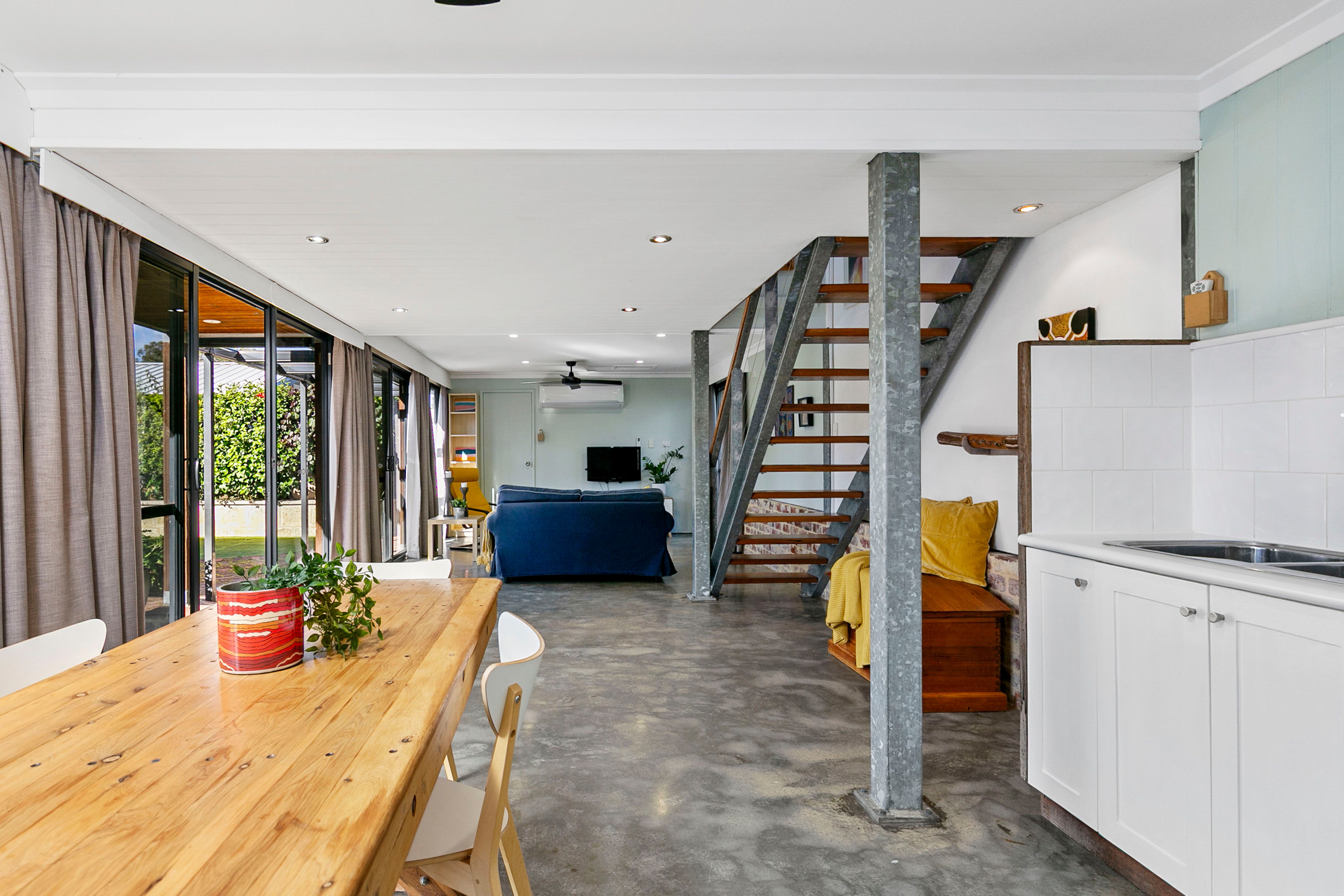 33 Armytage Way — photo 27 of 30
