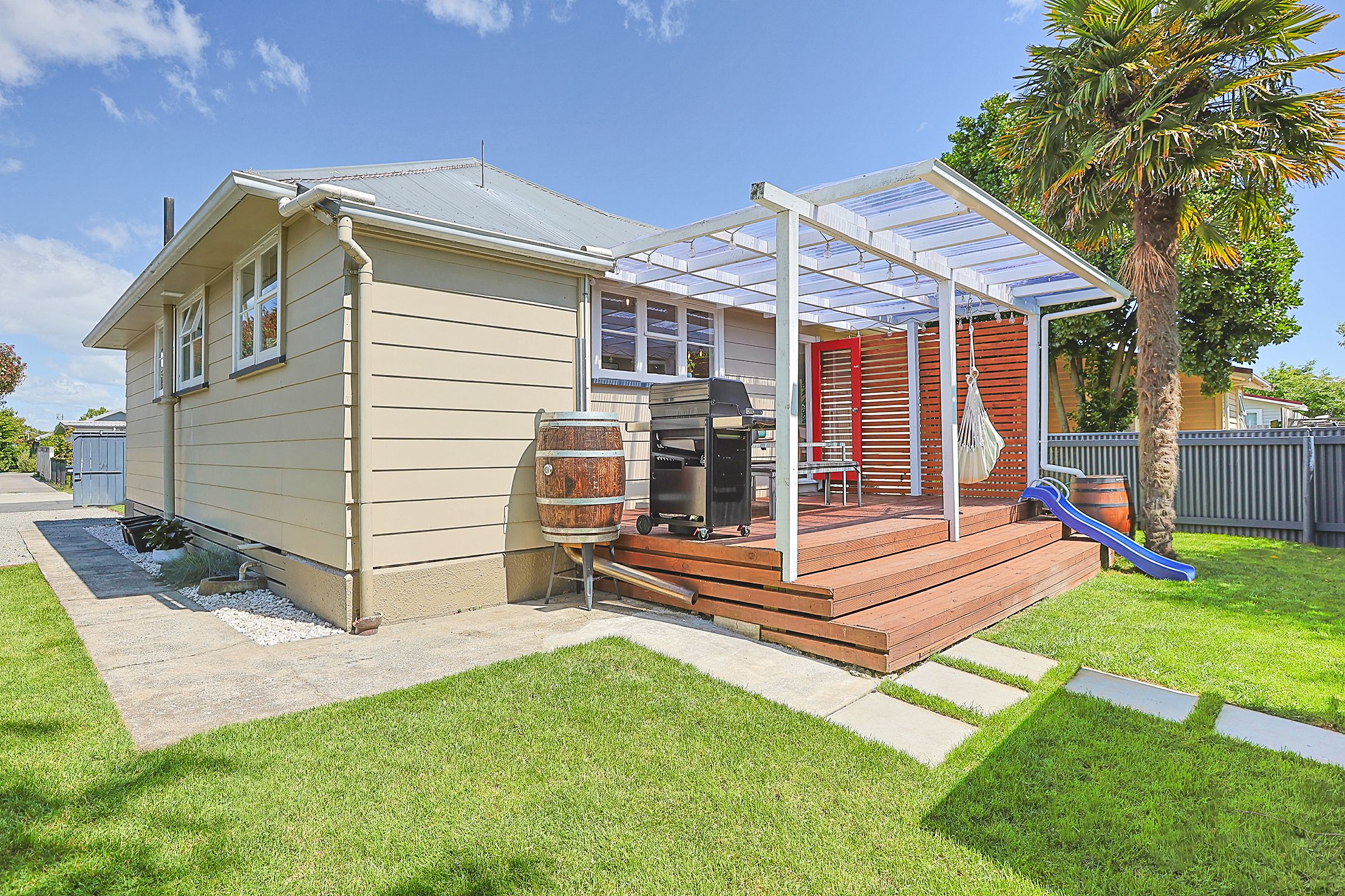 1008 Hood Street, Mayfair, Hastings District