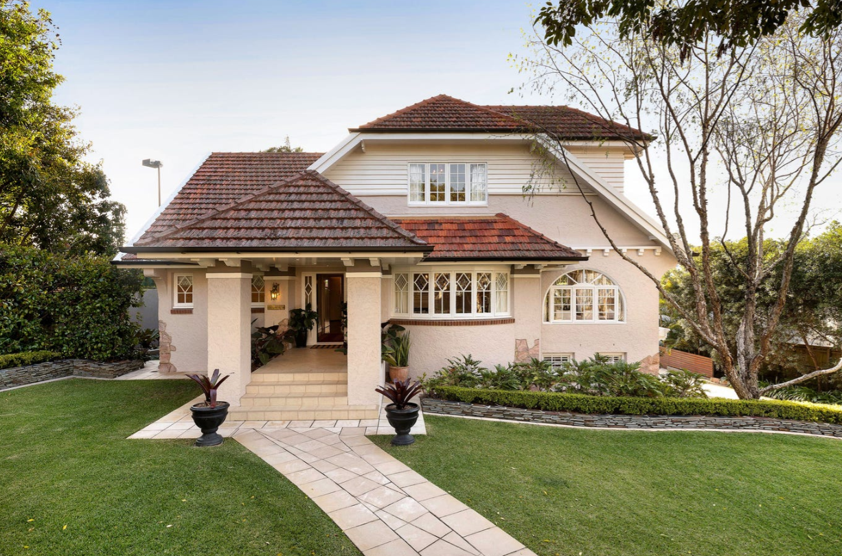 130 Crescent Road, Hamilton QLD 4007