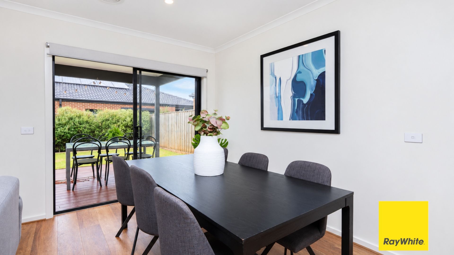29 Kohli Crescent — photo 4 of 23