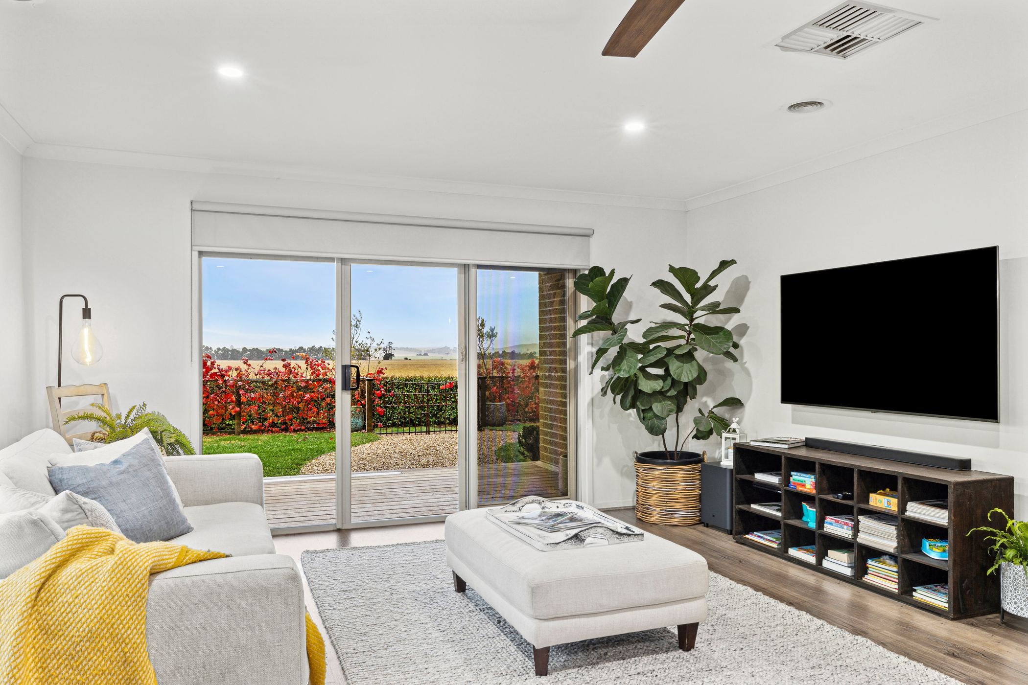 4 Lauder Place, Romsey, VIC 3434 House for Sale Ray White Romsey