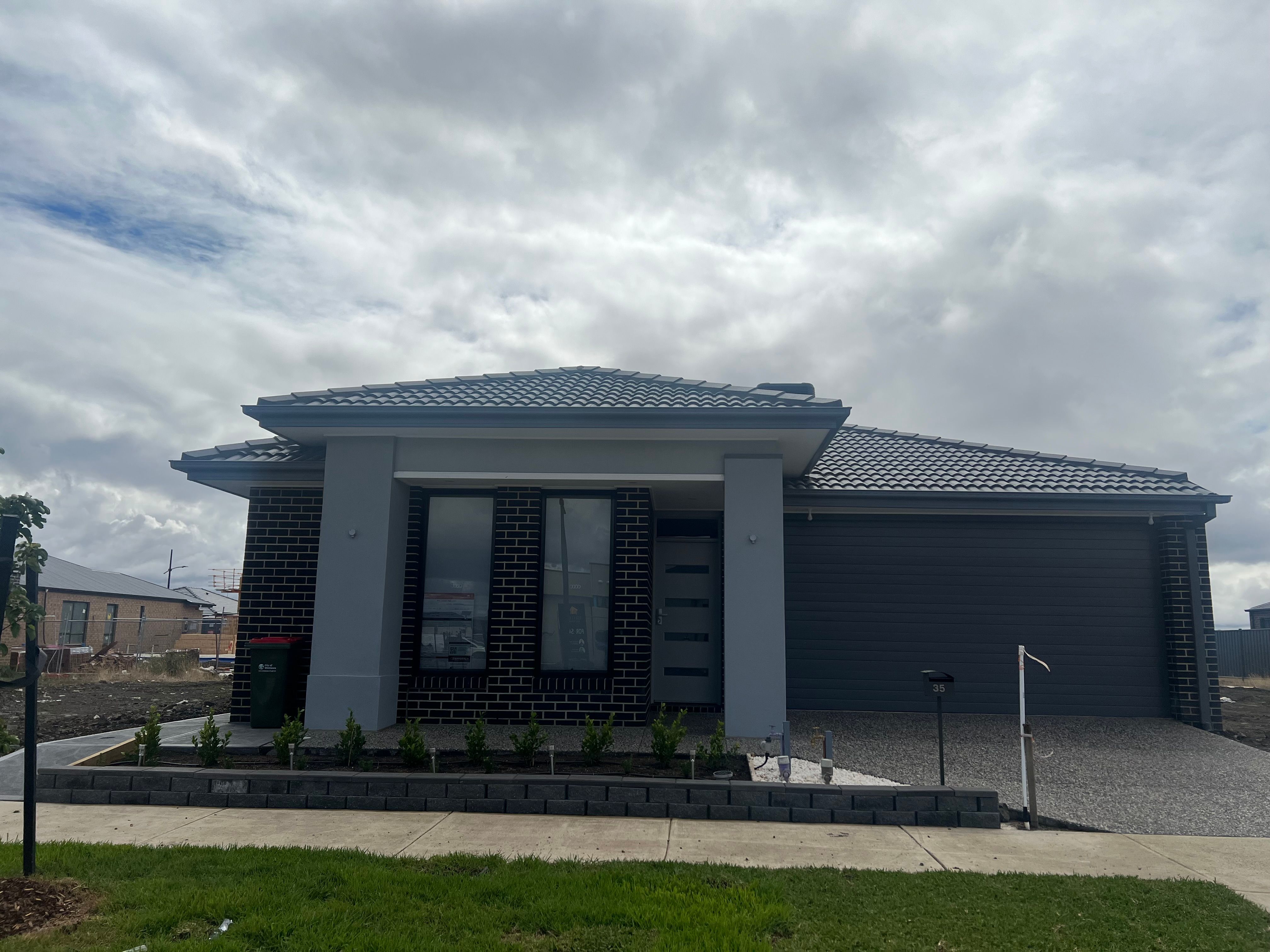 35 Hutch Avenue, Donnybrook VIC 3064