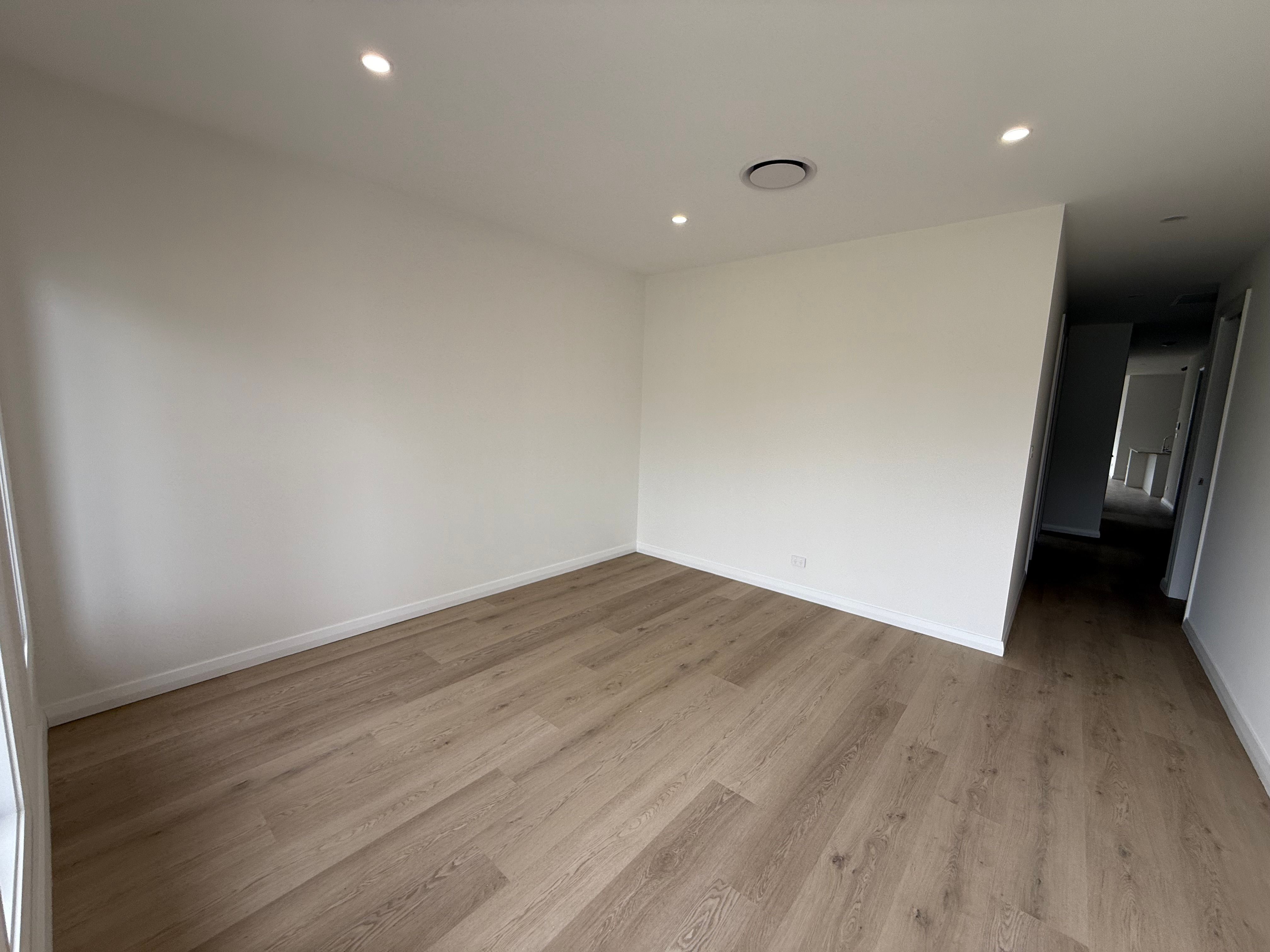 2/28 Bonneville Boulevard, Goulburn, NSW 2580