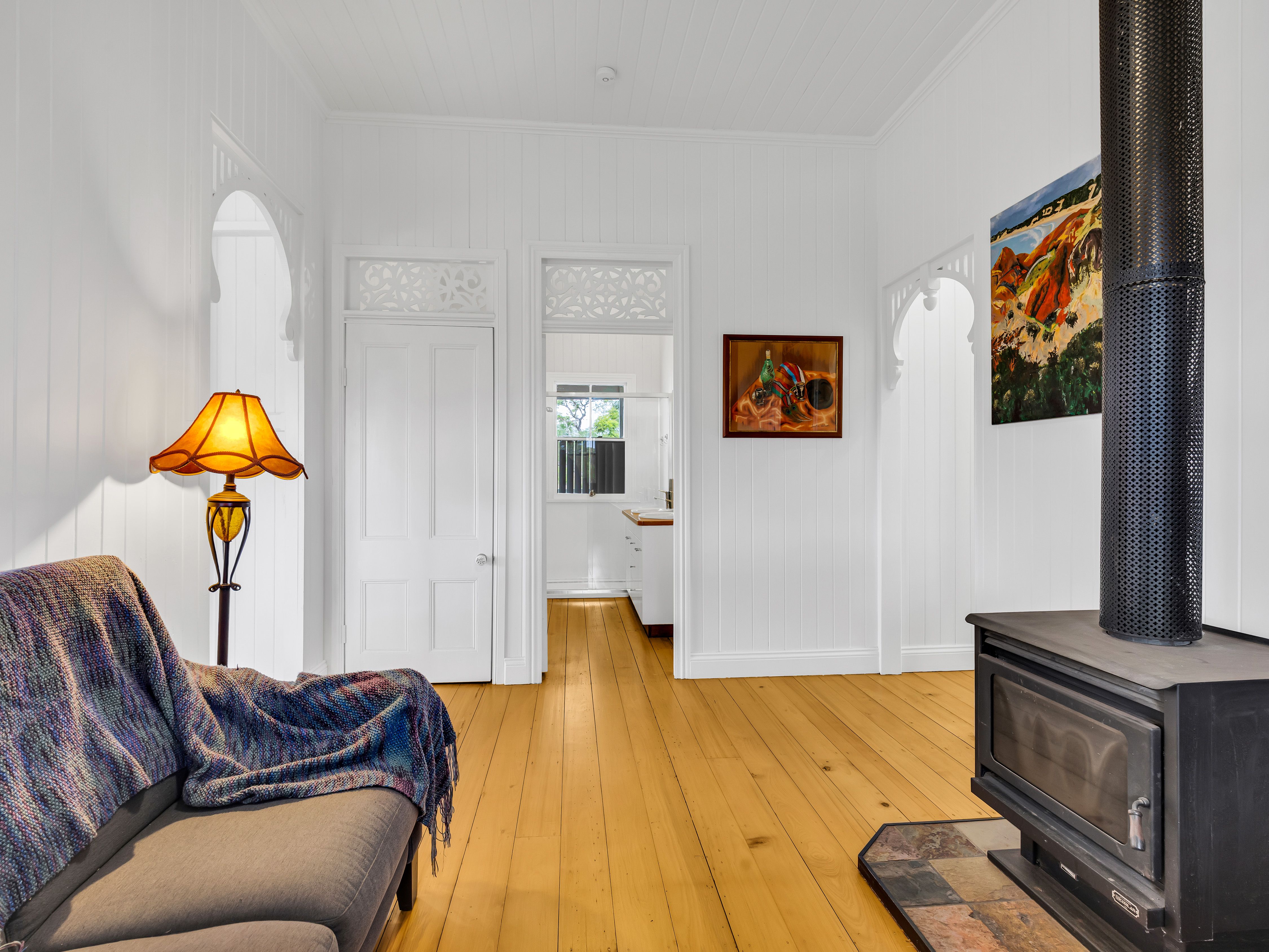 'Roseland' - A Timeless Country Retreat with Dual Living & Endless Possibilities — photo 11 of 30