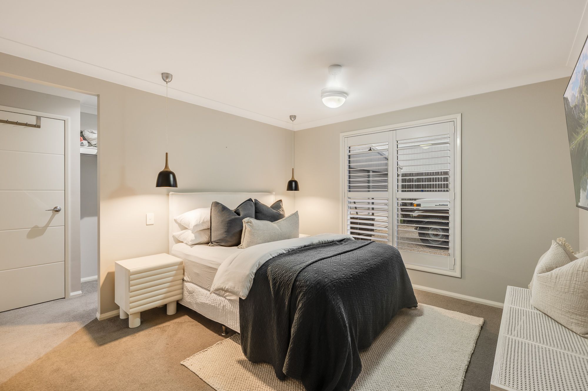 2 Kennard Street — photo 8 of 20