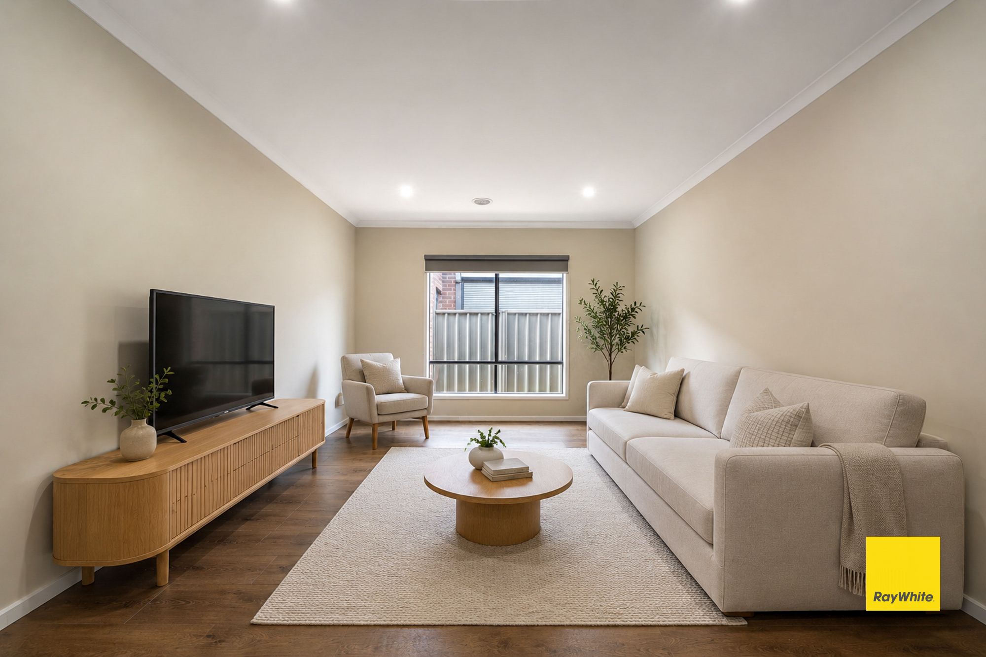 17 Springbrook Parkway — photo 5 of 24