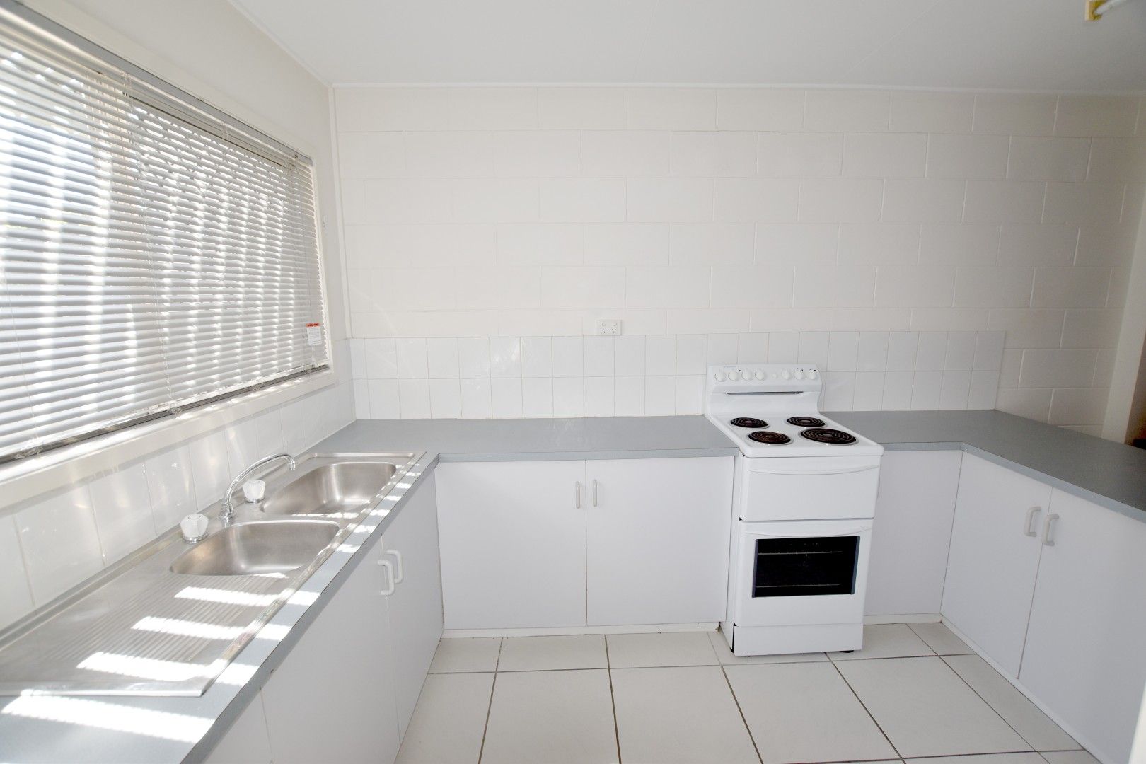 4/30 Wistari Street, Clinton, QLD 4680