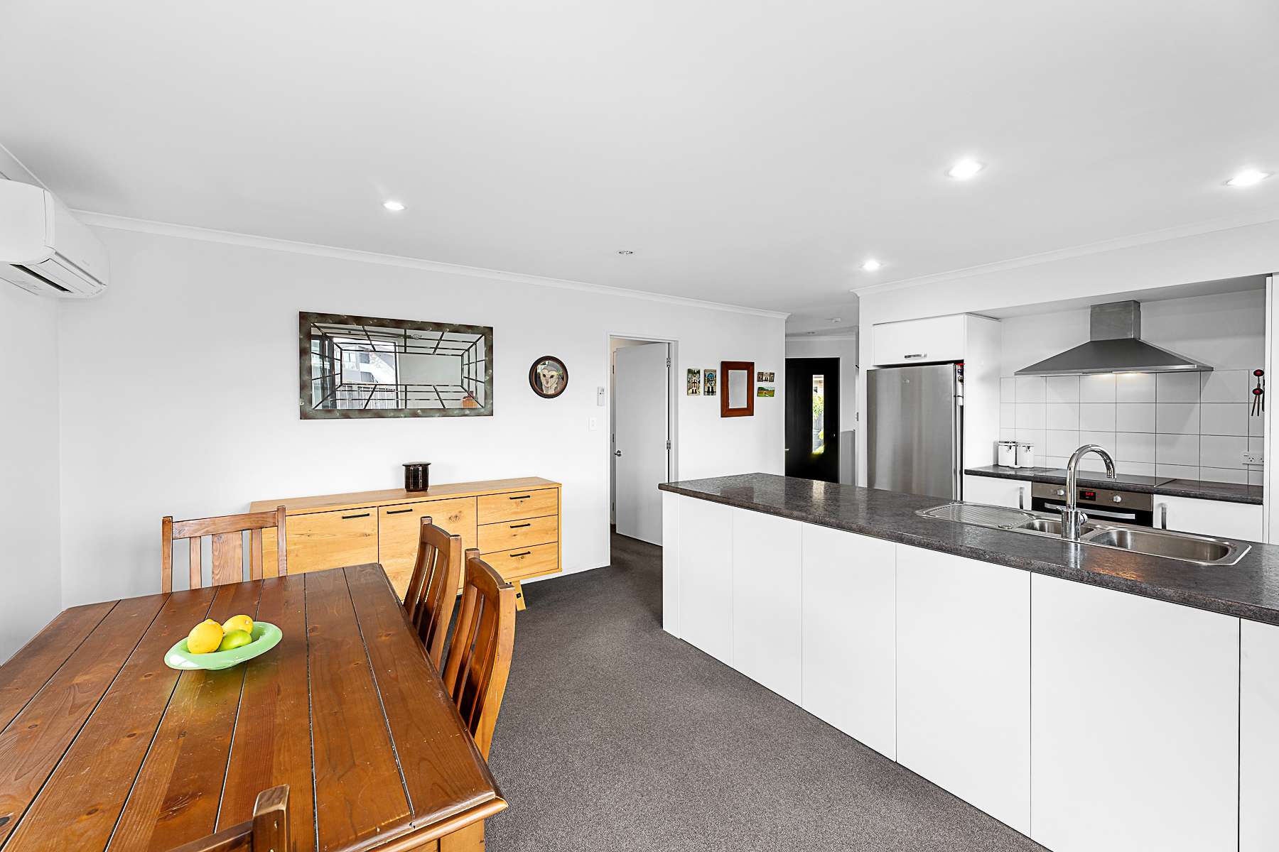 22 Lansdowne Street photo 4