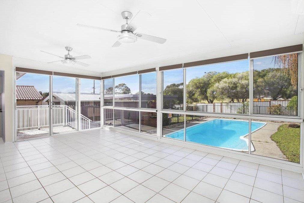 10 Gipps Crescent, Barrack Heights, NSW 2528