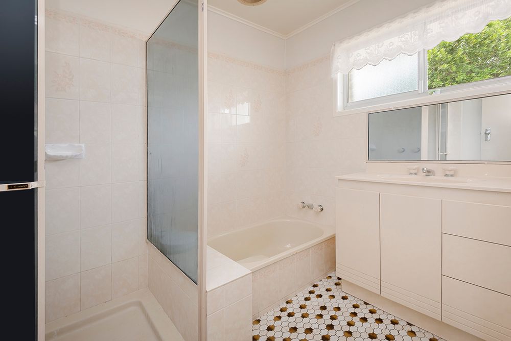 1 Gail Street, Goodna, QLD 4300