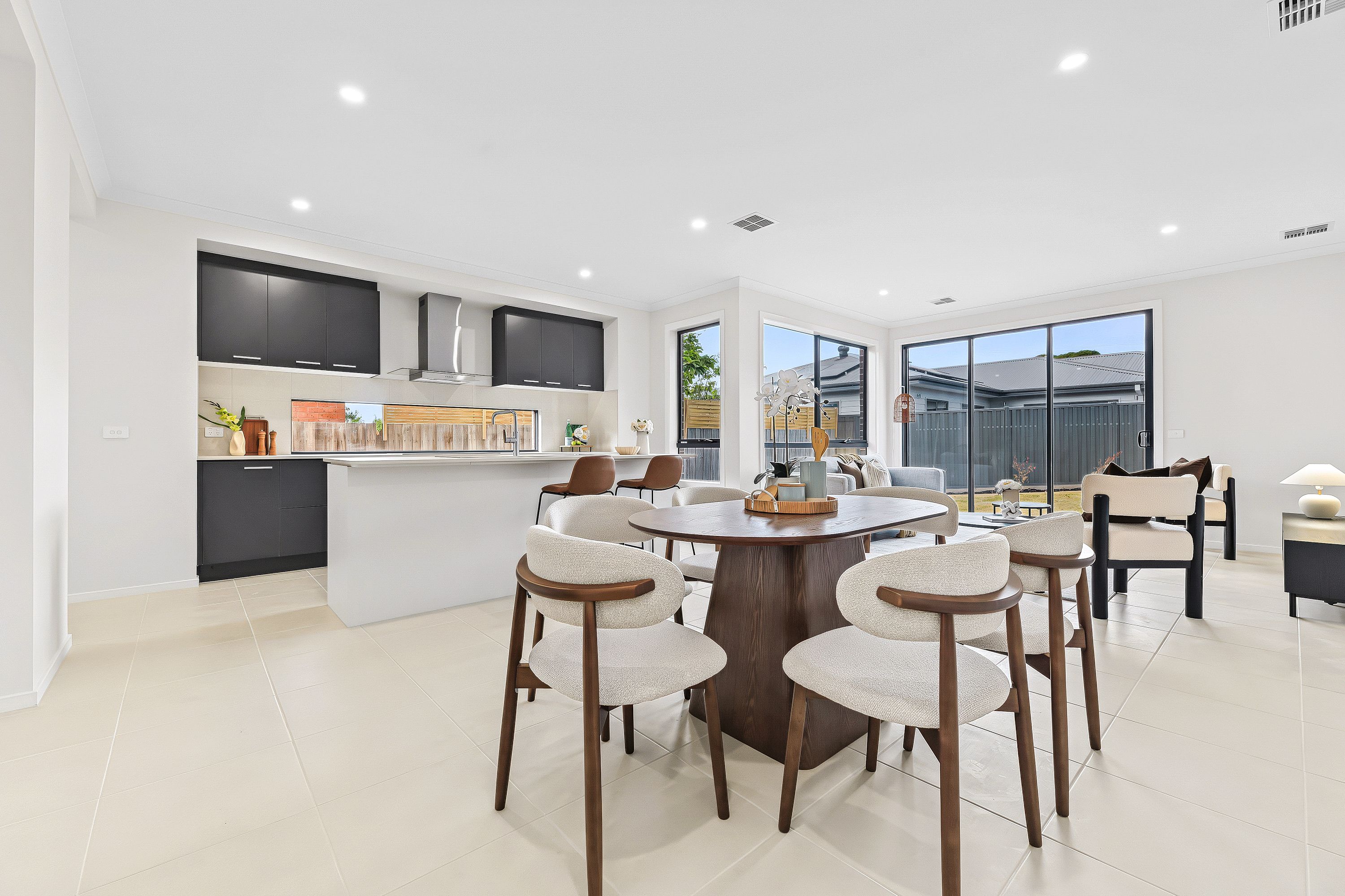 28D Witken Avenue — photo 4 of 19
