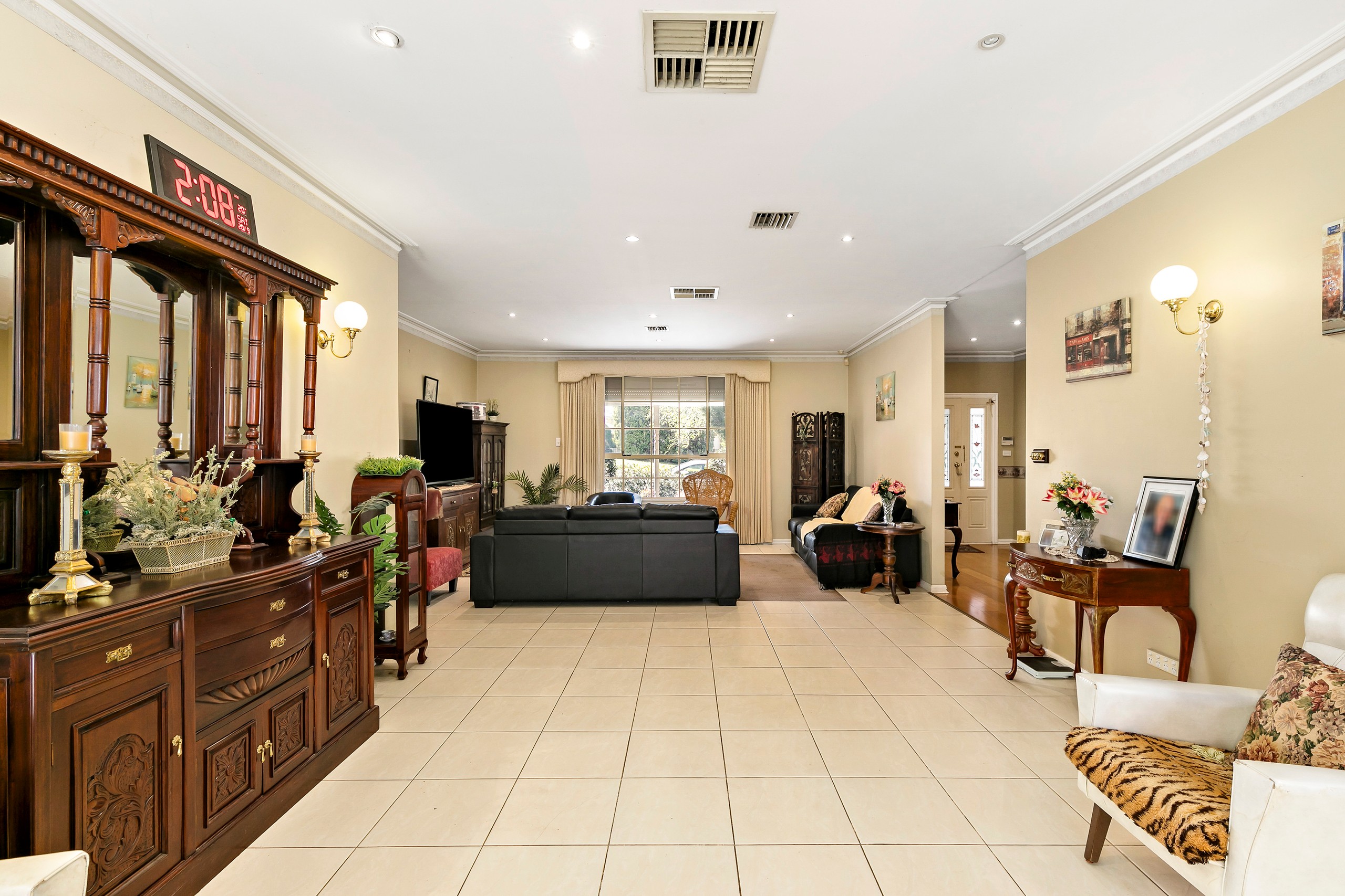 37 Dorset Drive, Greenvale, VIC 3059