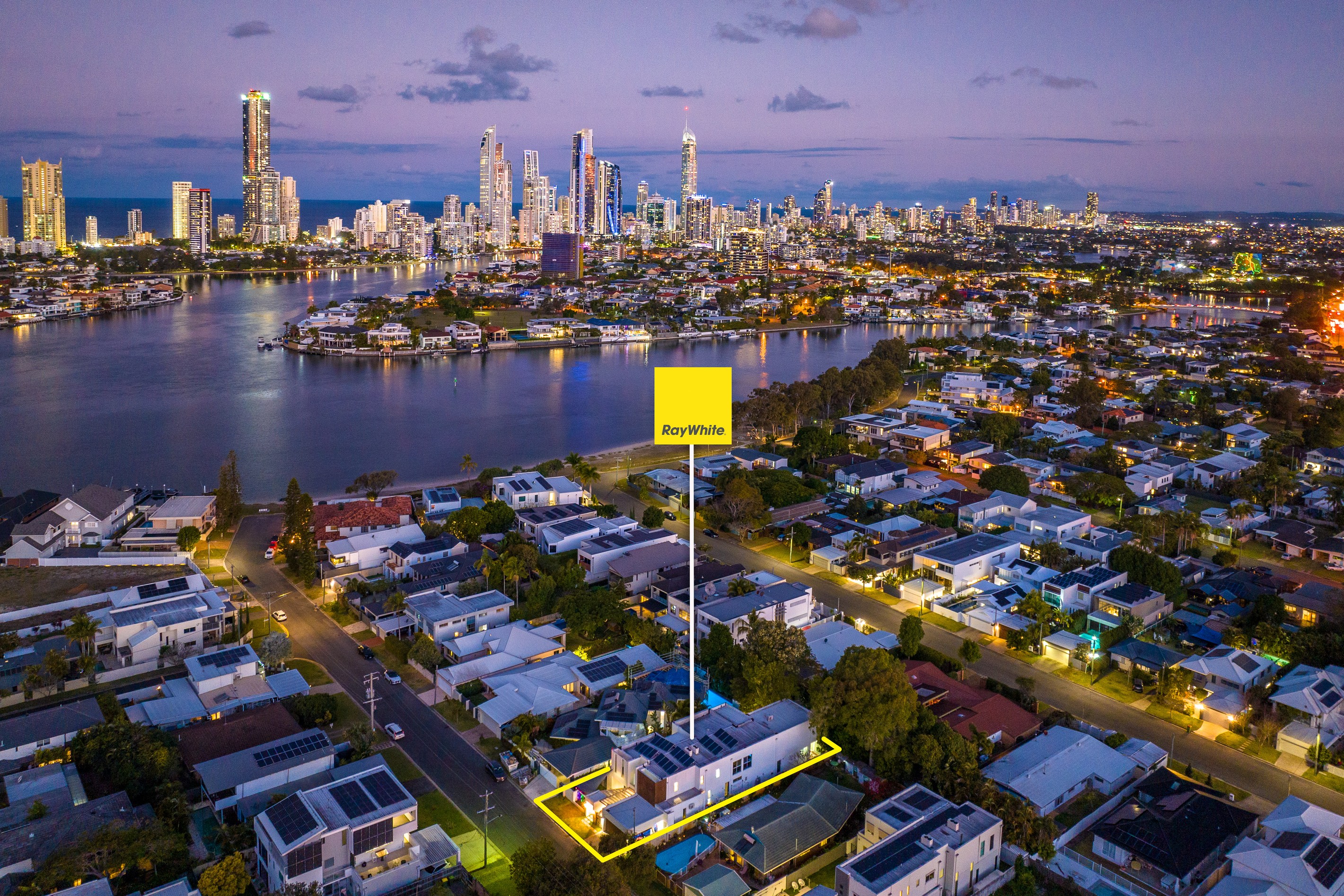 18 Yacht Street, Southport, QLD 4215