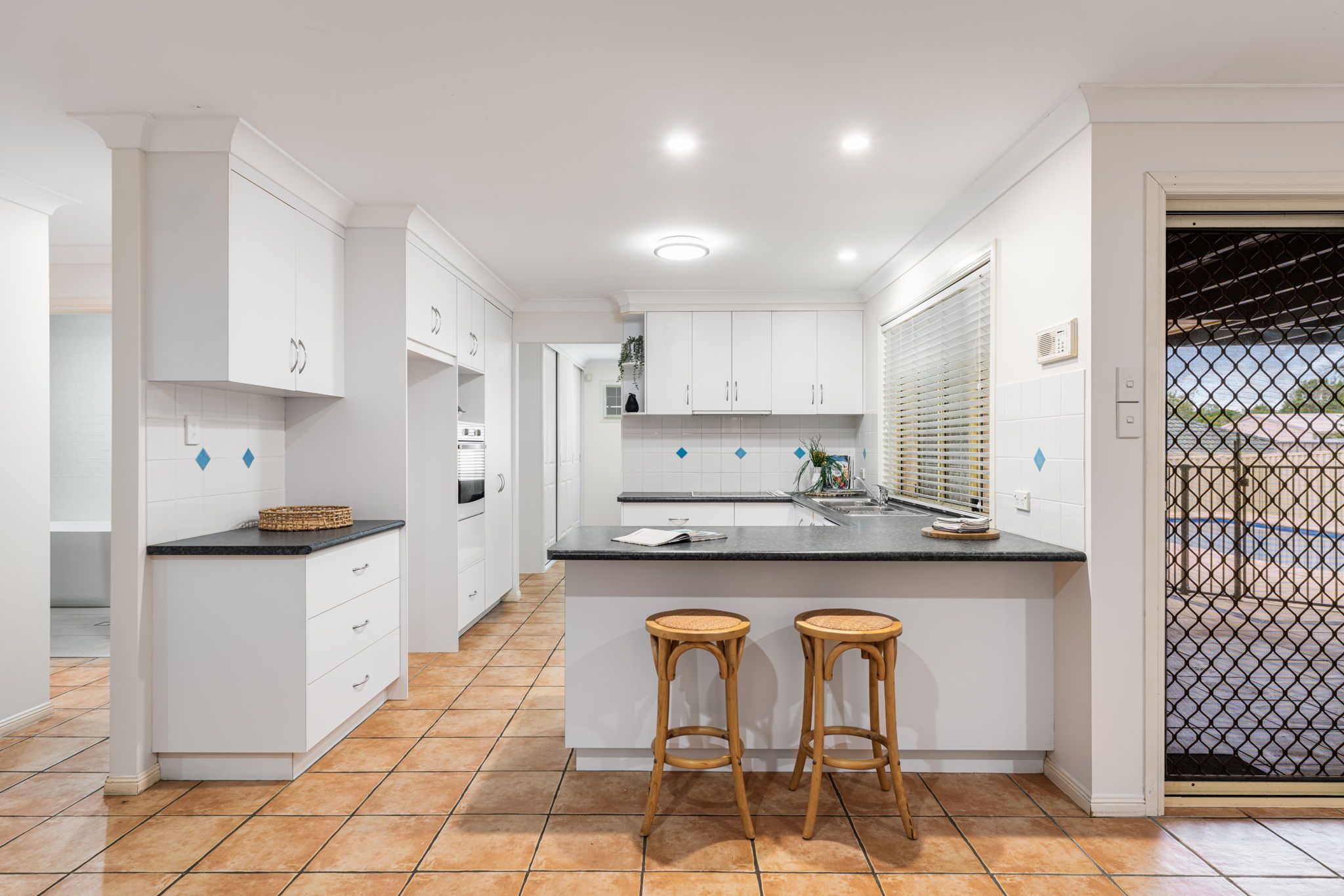 36 Prospect Street — photo 8 of 25
