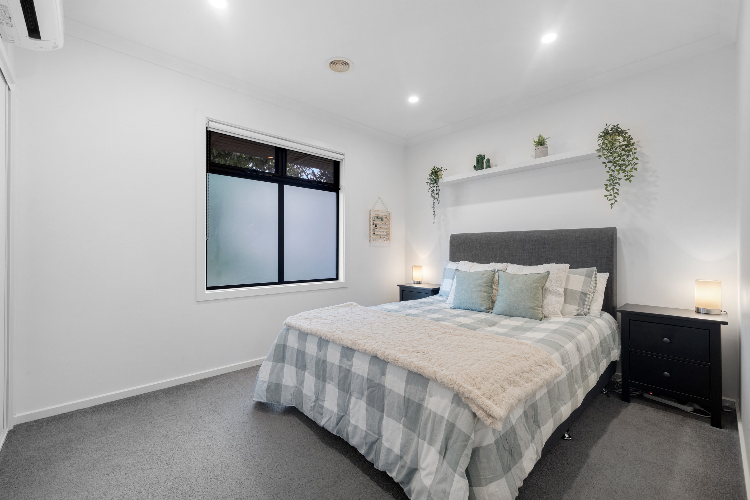 1/2 Amron Street, Chelsea Heights, VIC 3196