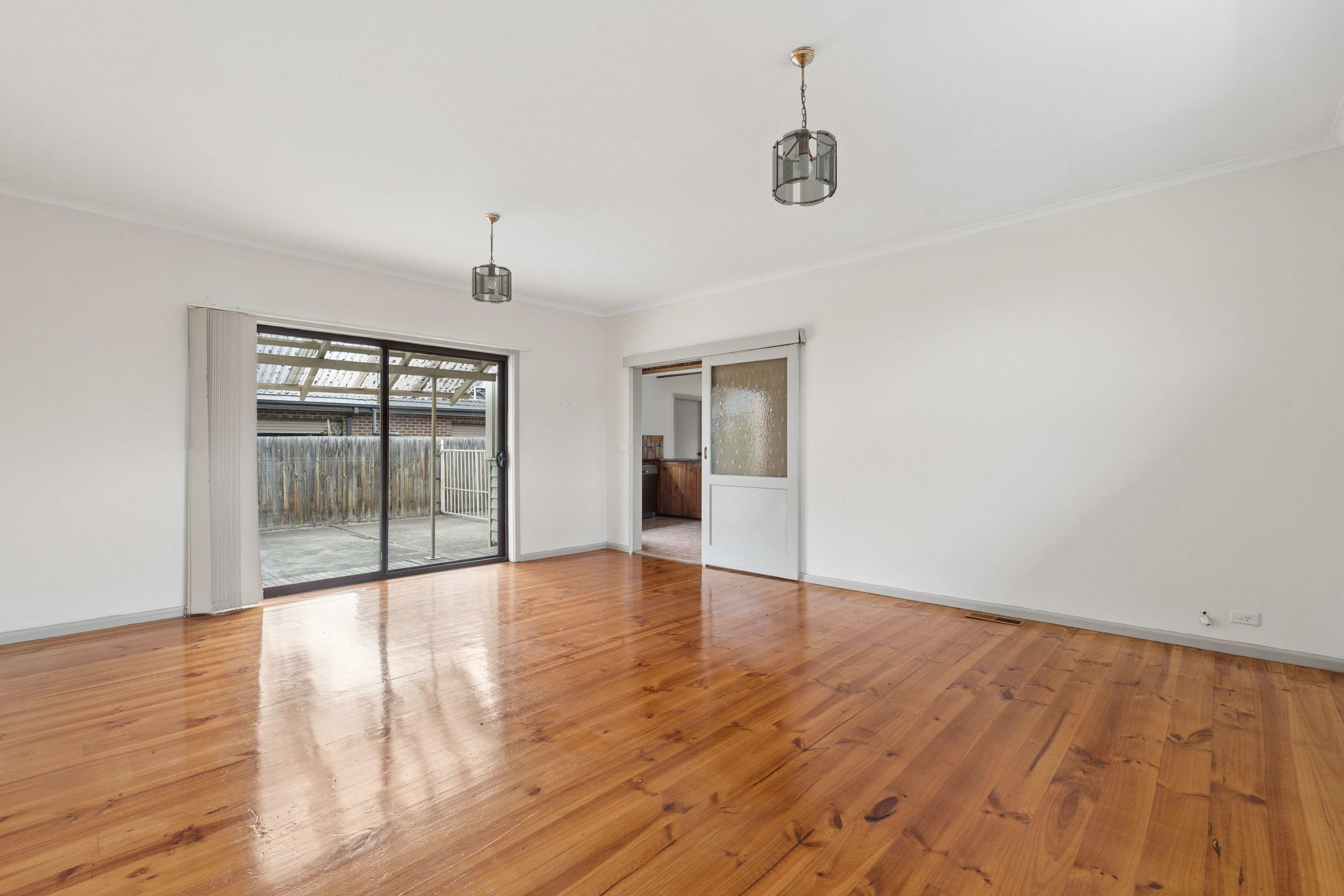 89 Miranda Road — photo 3 of 11