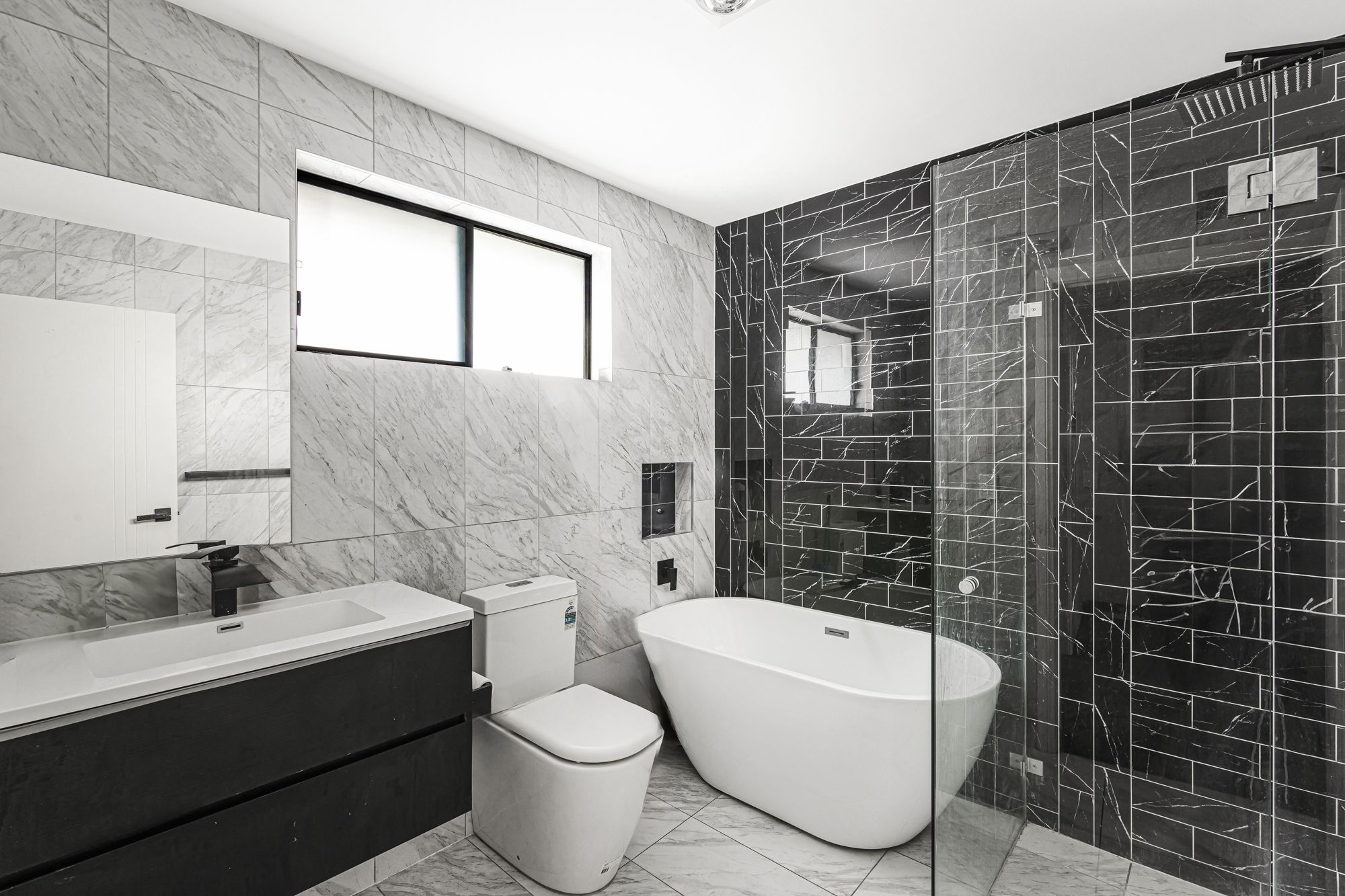 2/53 Canberra Street, Oxley Park, NSW 2760