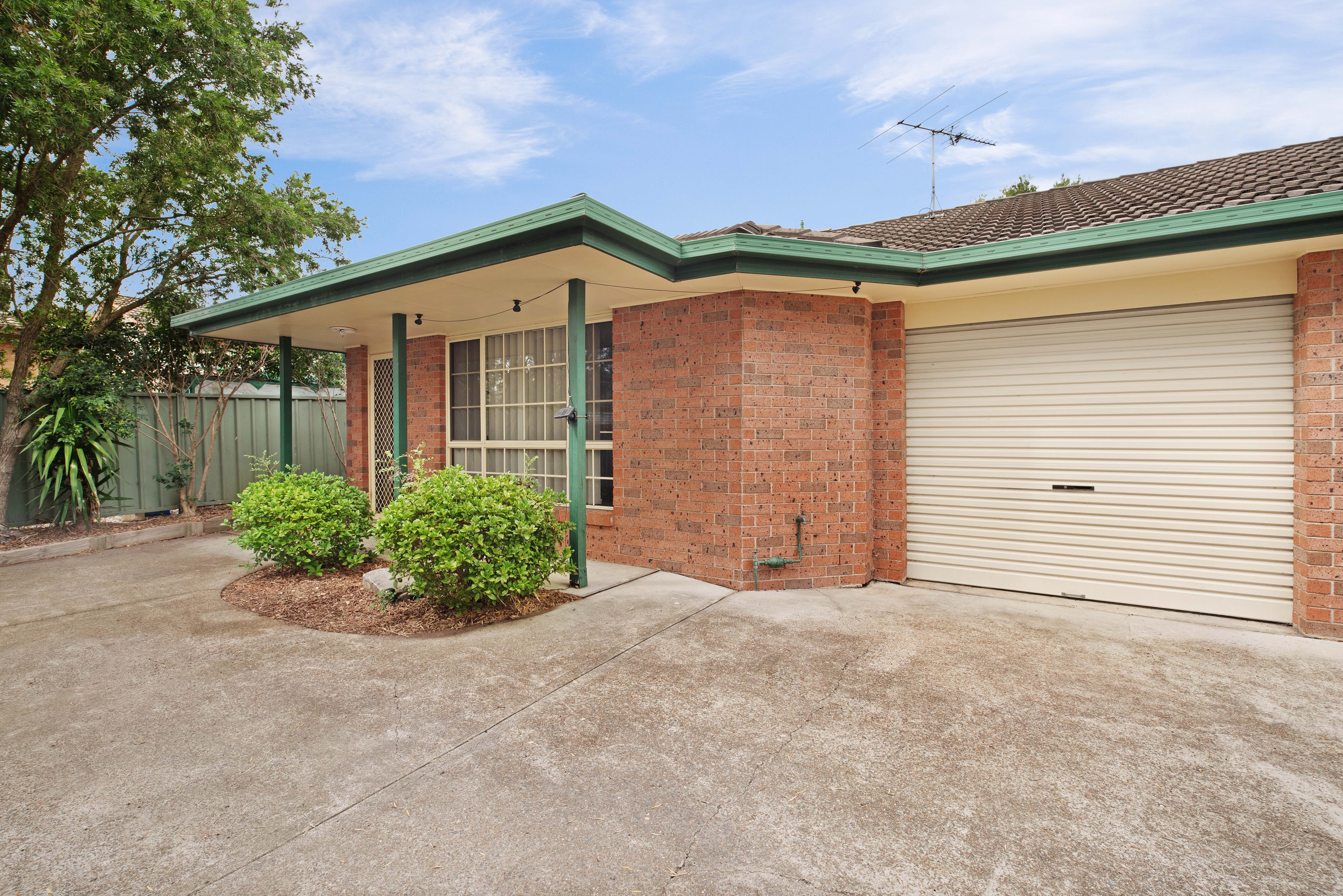 52 Waterbush Crescent