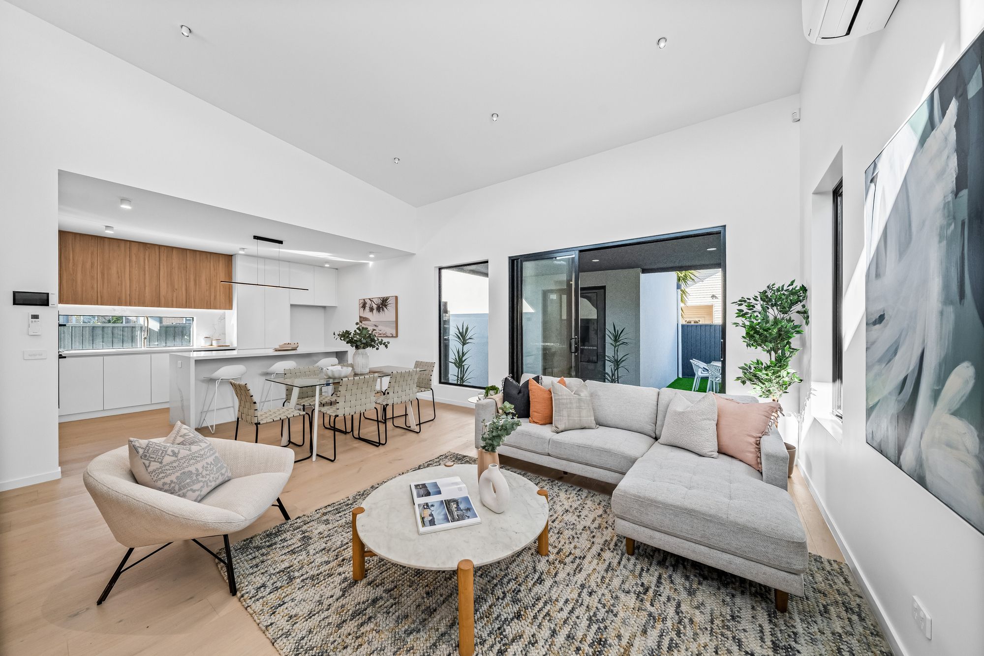 2A Hughes Street — photo 11 of 19
