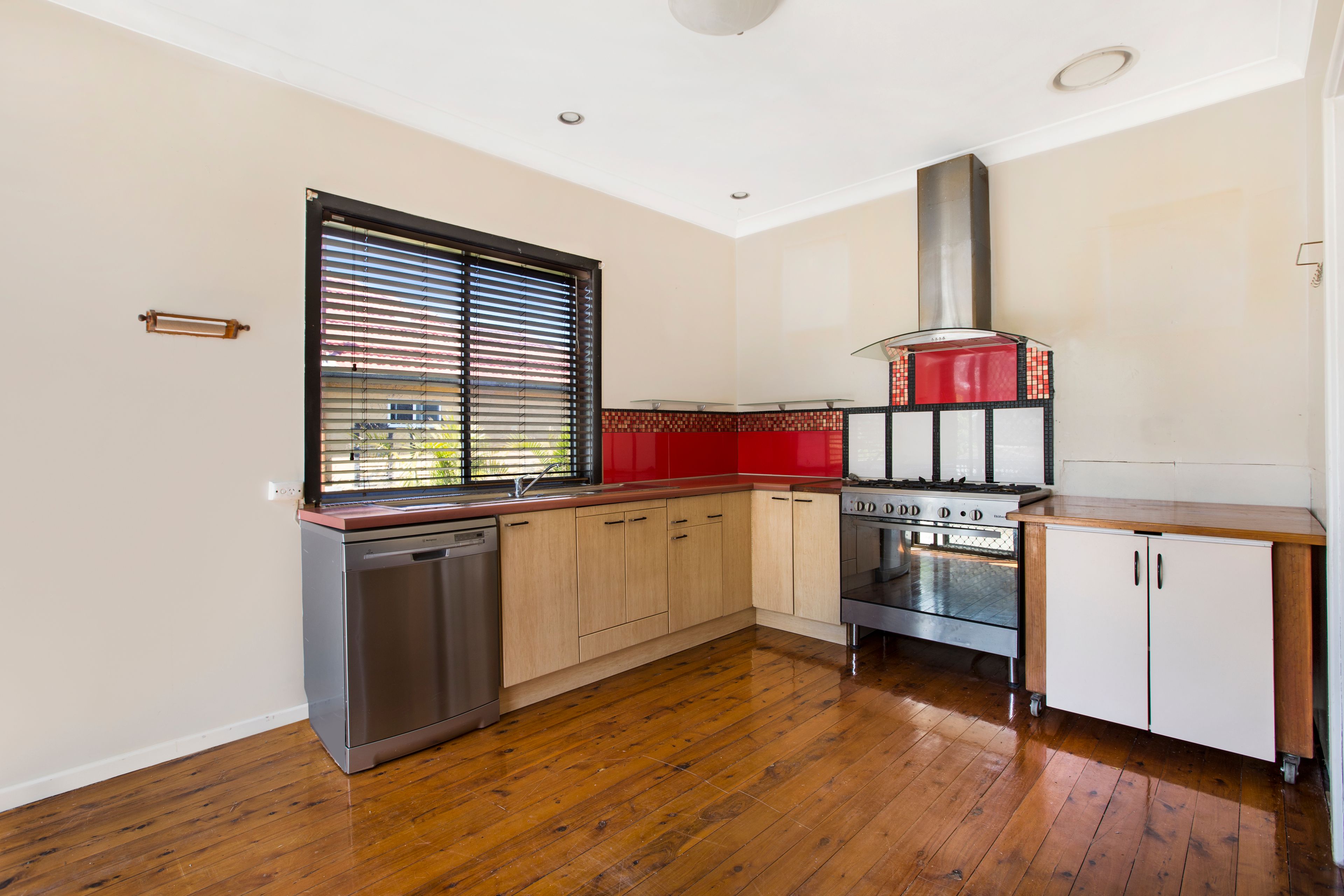 21 Lawarra Street, Port Kembla, NSW 2505