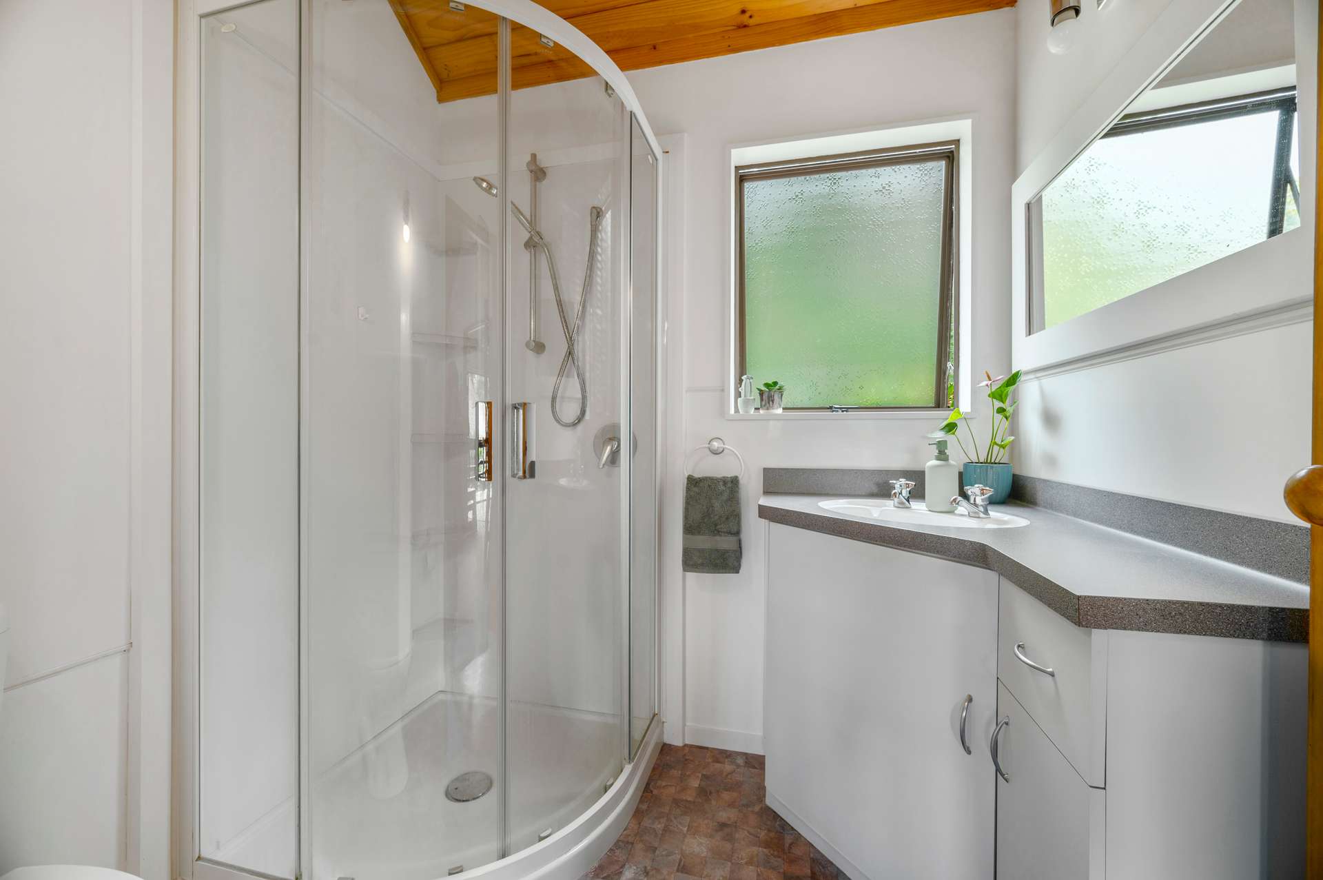 10 Wharetoroa Drive photo 16