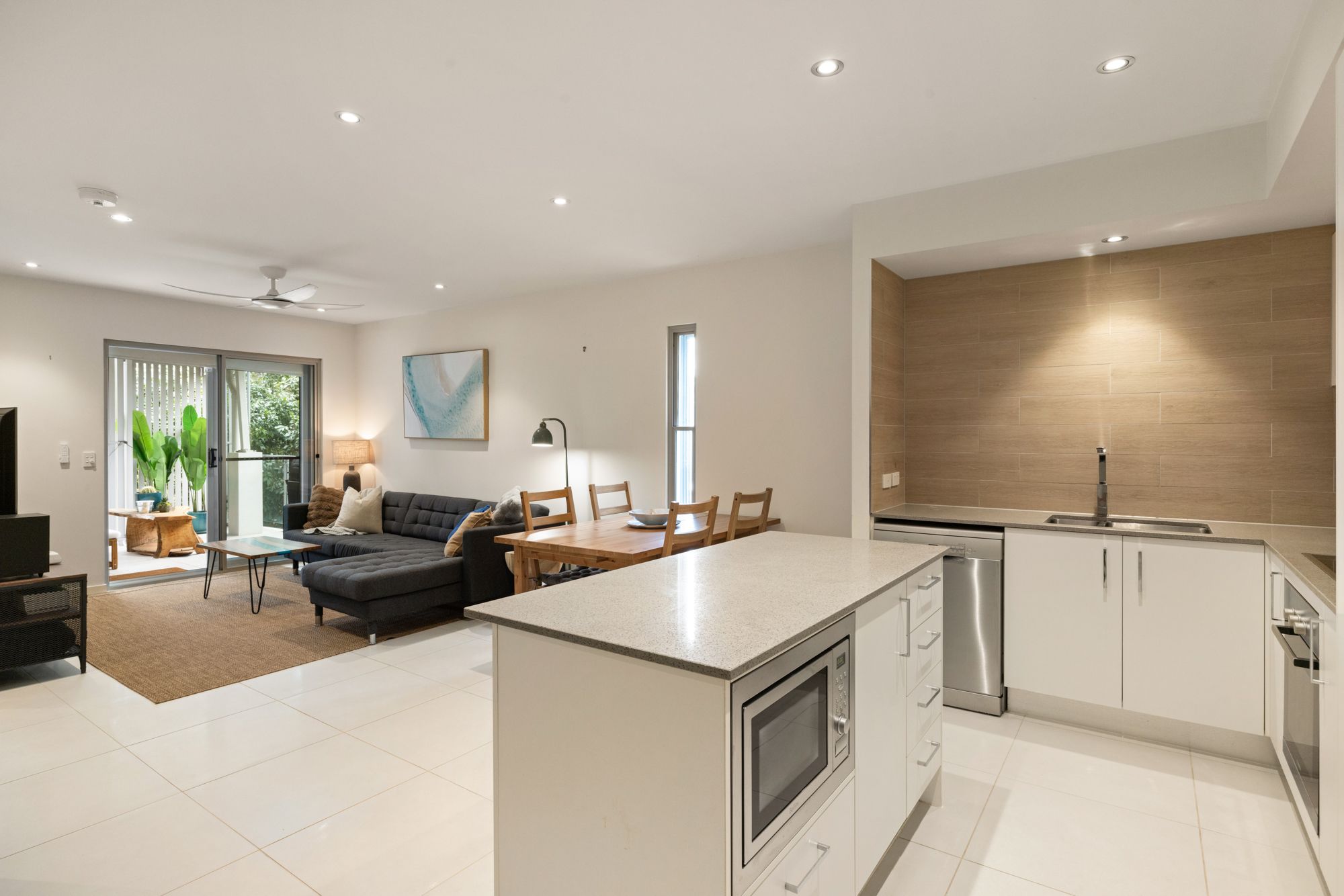 8/2 Little Bennett Street — photo 4 of 13
