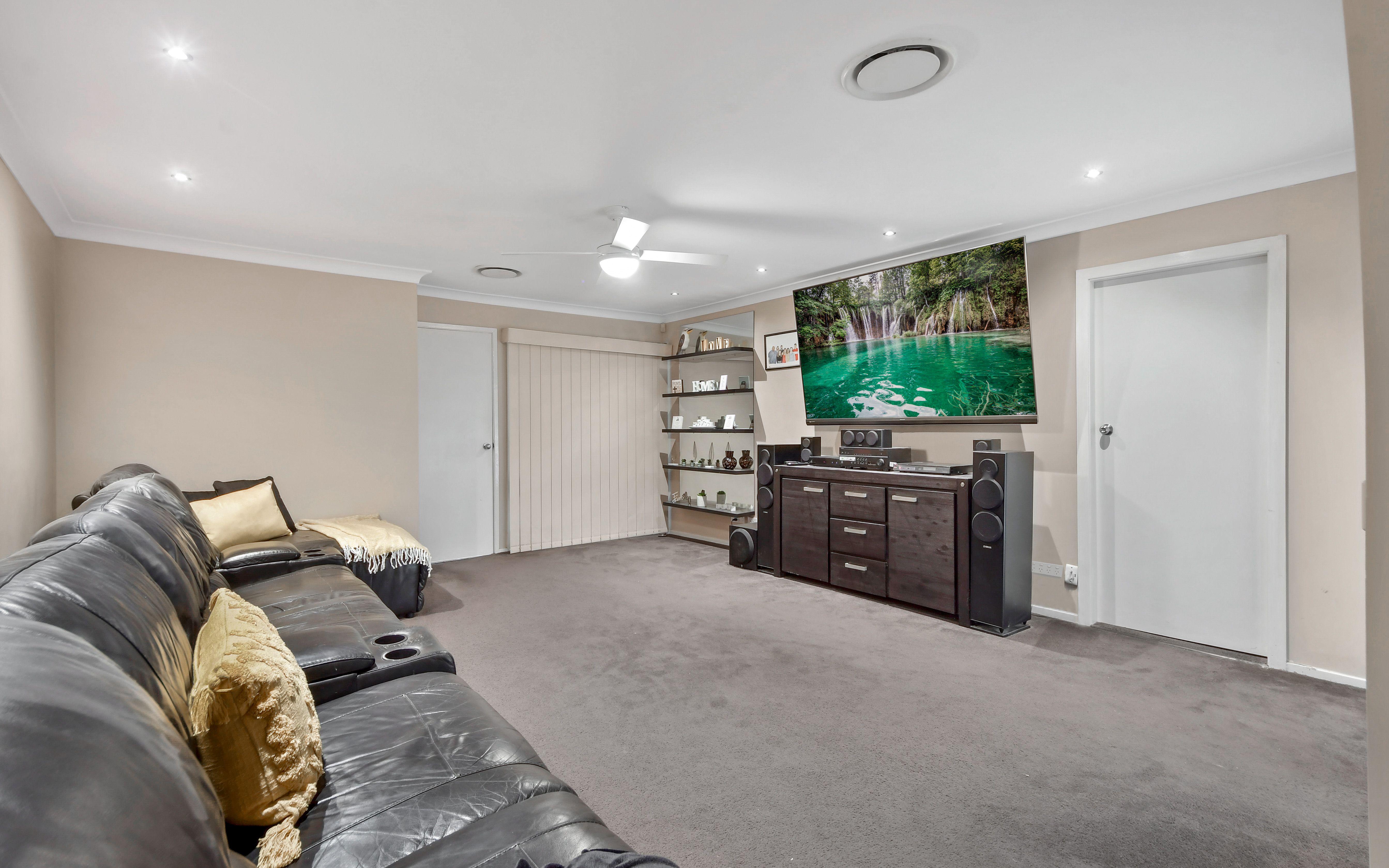 2 Newtimber Circuit, St Clair, NSW 2759
