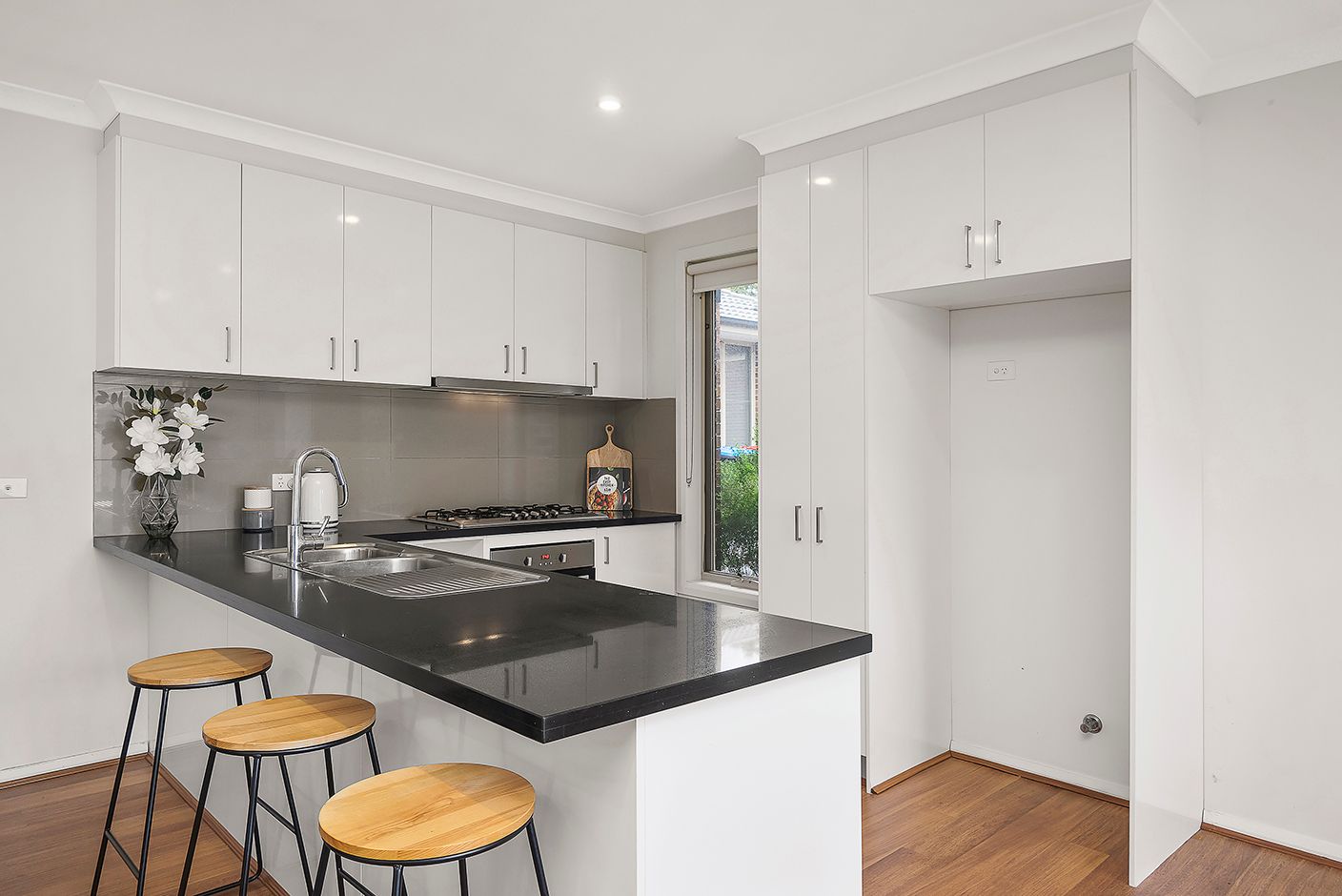2/28 Sinclair Road, Bayswater, VIC 3153