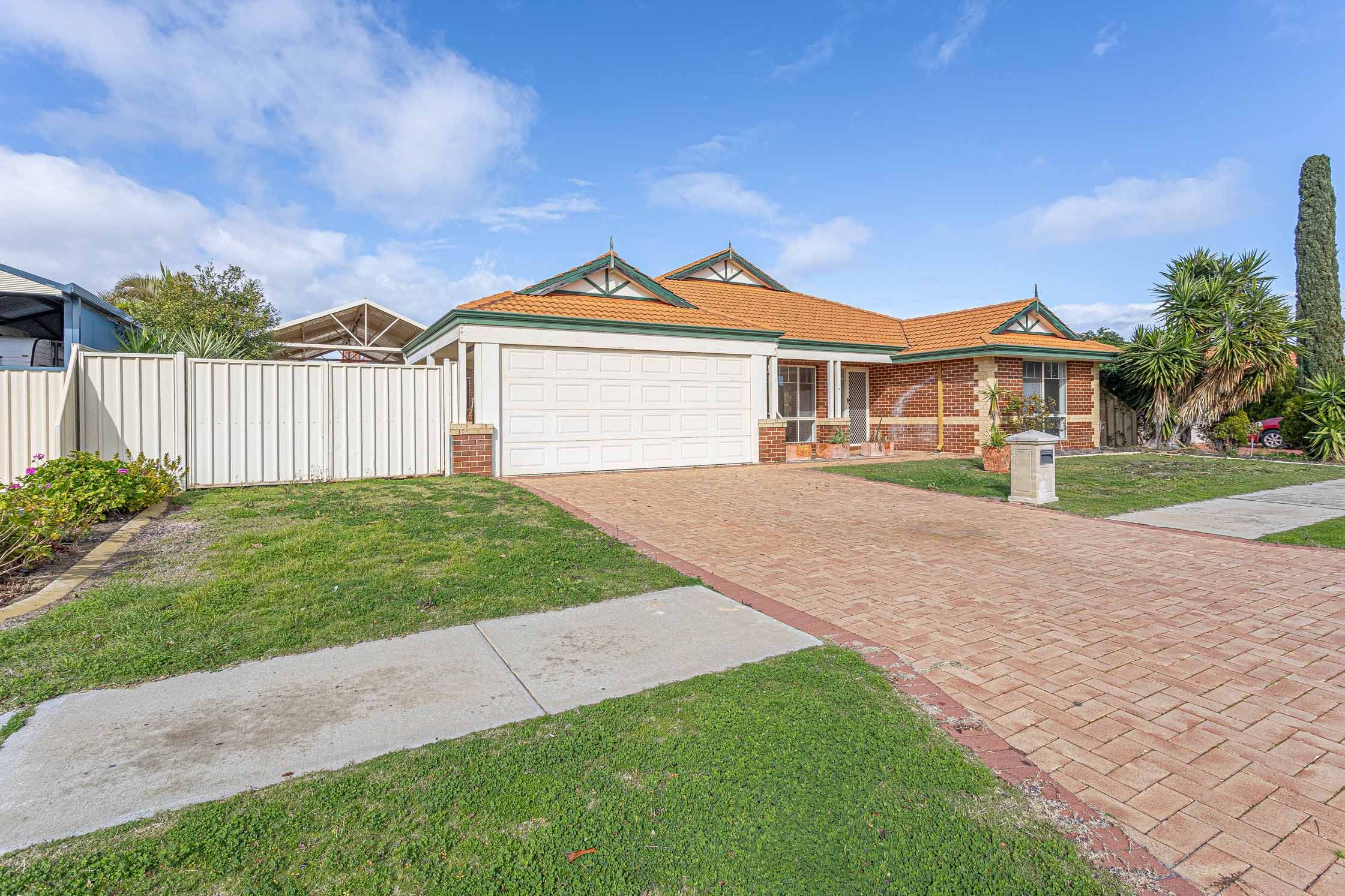 16 Silverton Avenue, Butler, WA 6036