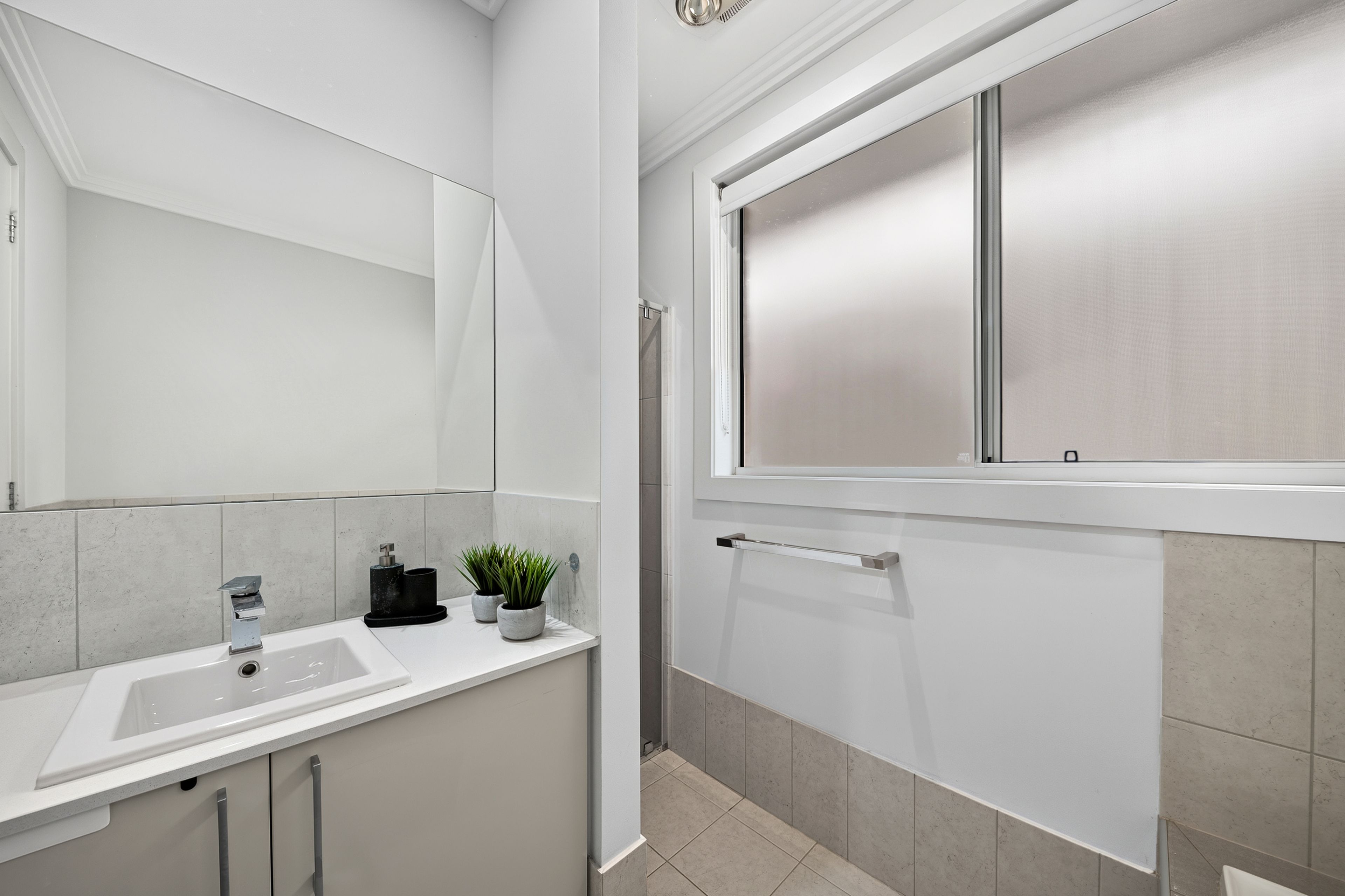 6A Vivien Avenue — photo 11 of 15