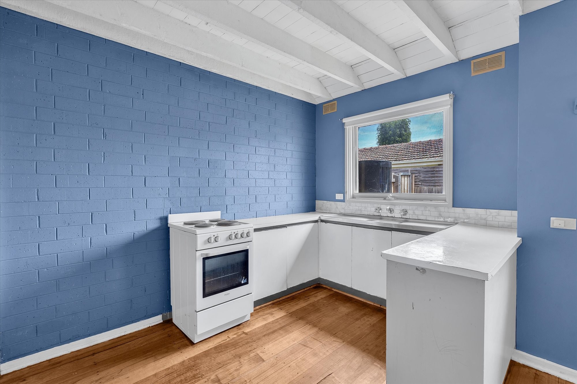 5/27 Deutgam Street, Werribee, VIC 3030