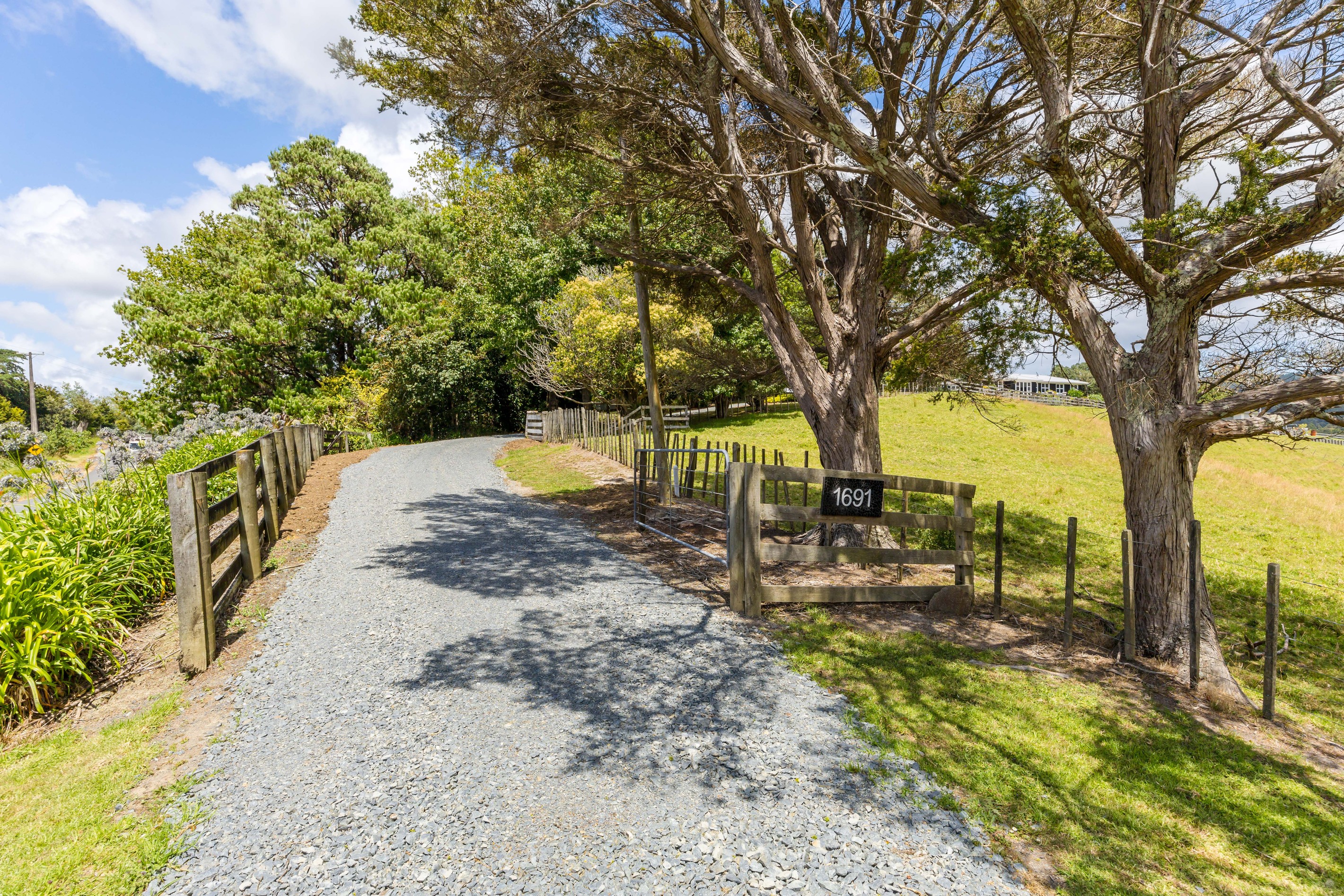 1691 Kaipara Hills Road, Kaipara Flats, Rodney