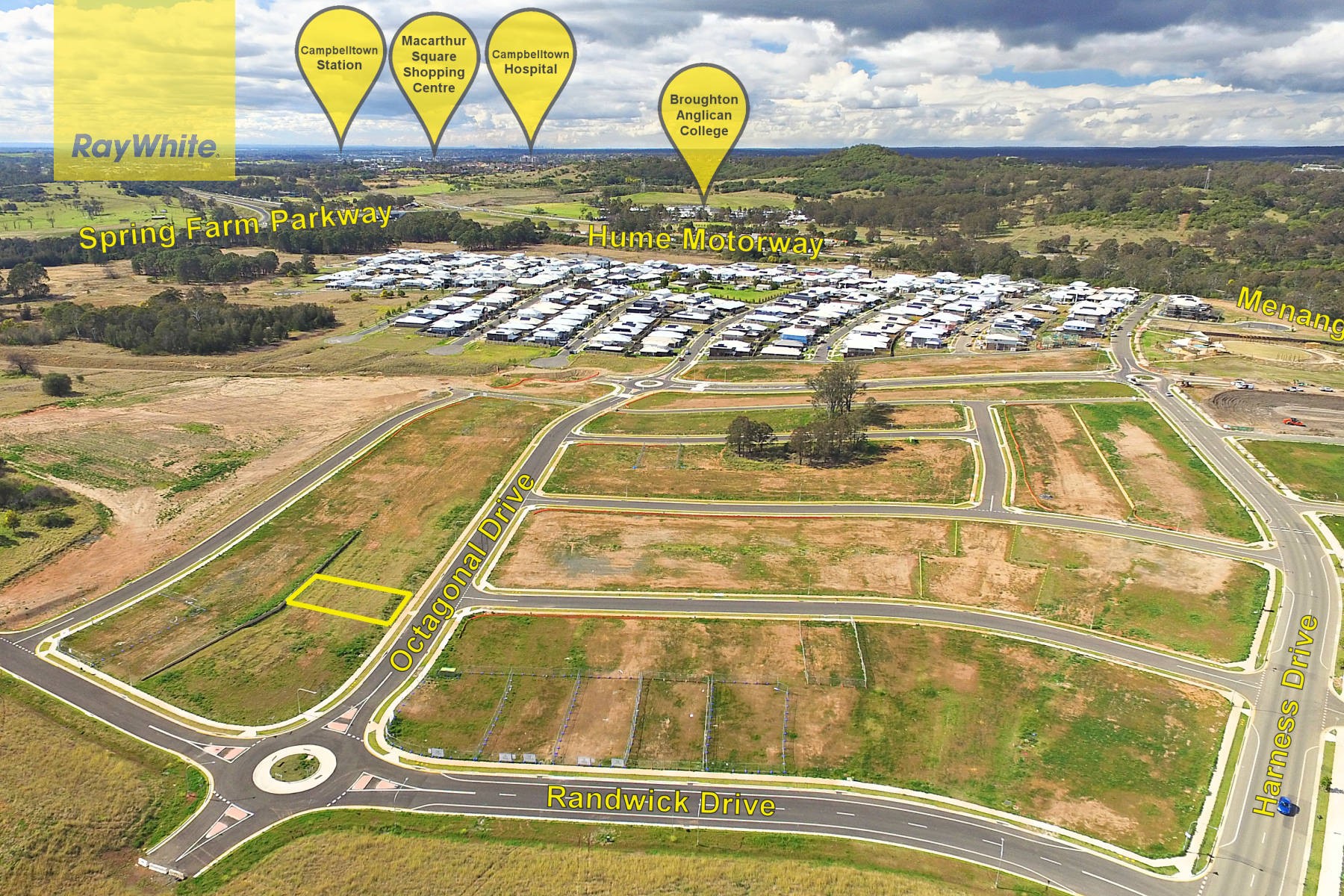 32 Octagonal Drive (LOT 2458, Menangle Park, NSW 2563