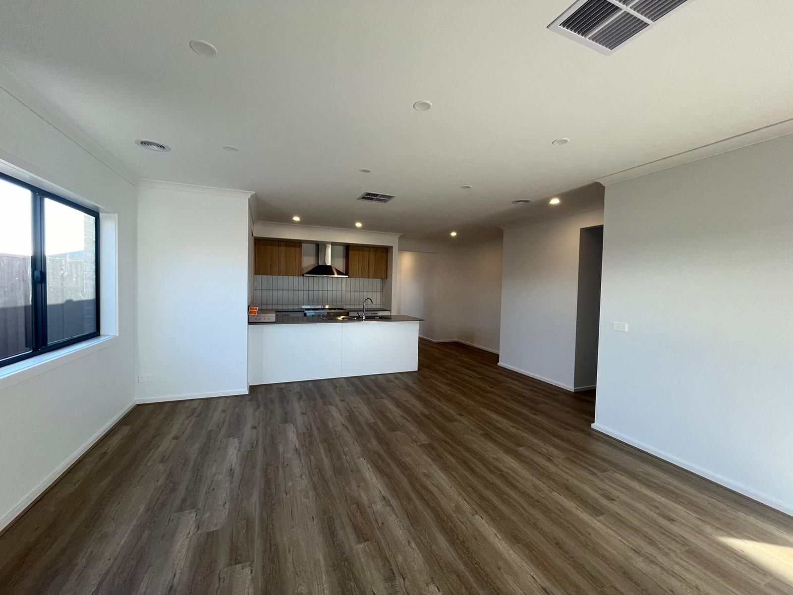 3 Cowal Street — photo 8 of 17