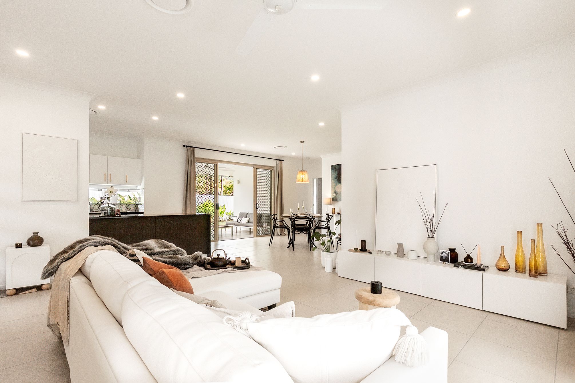 14/1-11 Paradise Palms Drive — photo 4 of 21