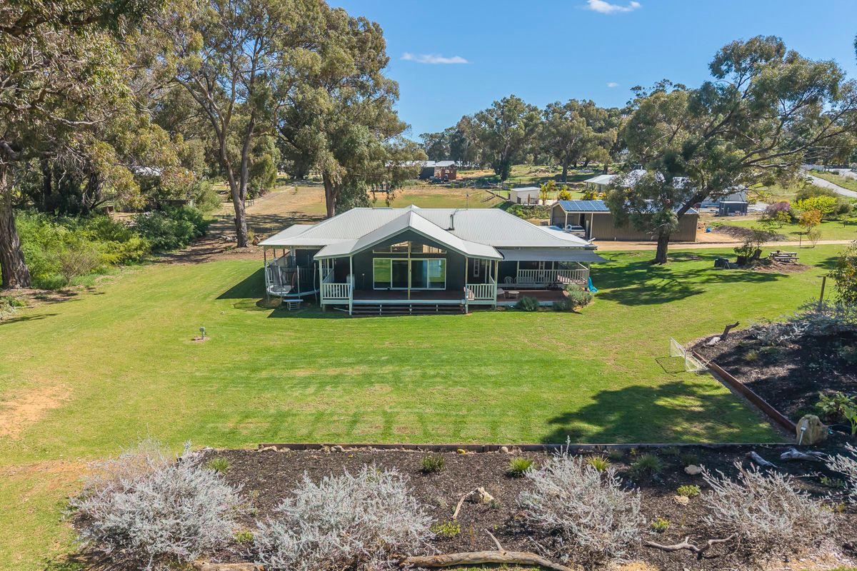 10 Chilli Glade — photo from Ray White Northern Coast