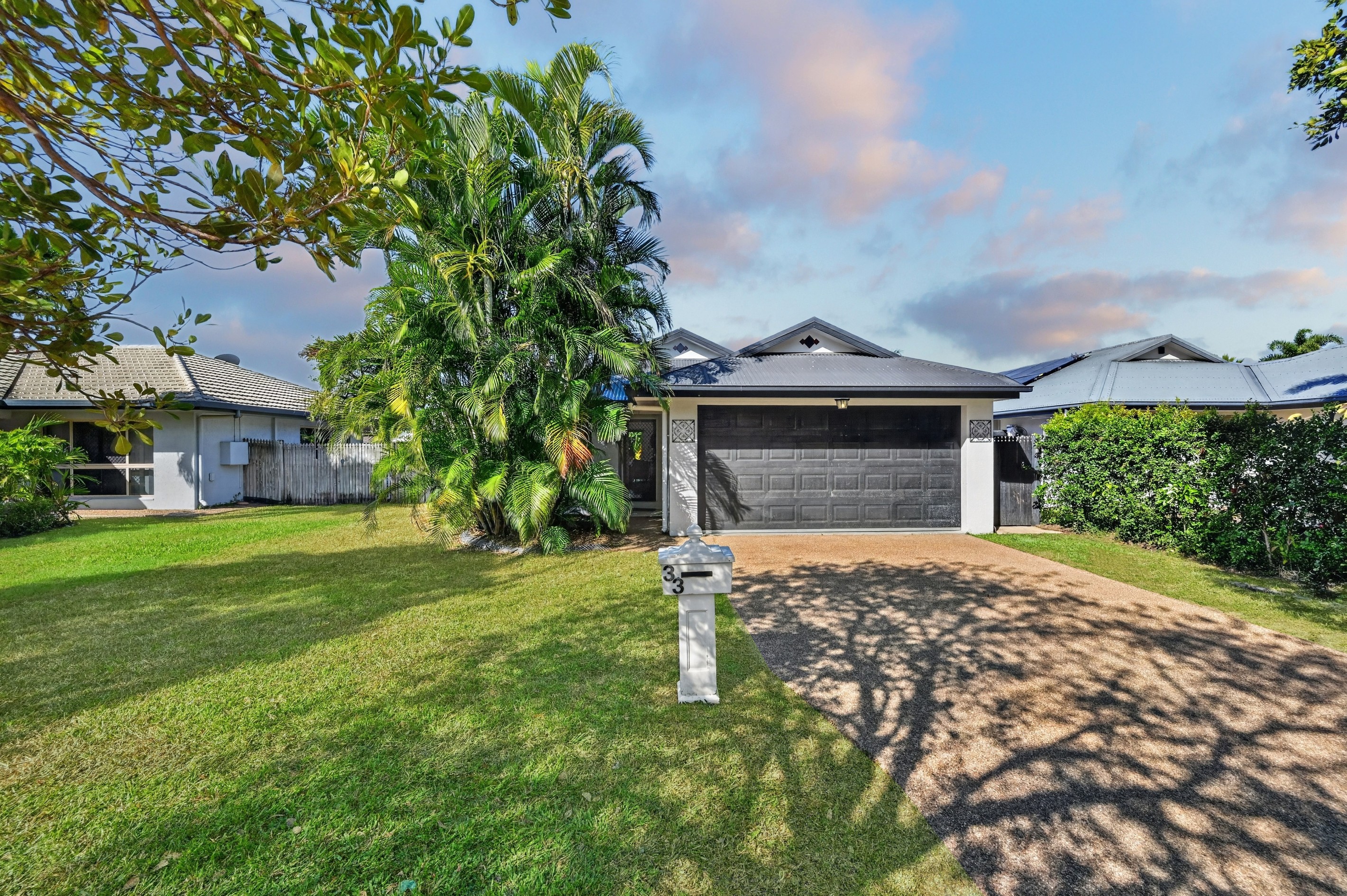 33 River Boulevard, Idalia, QLD 4811