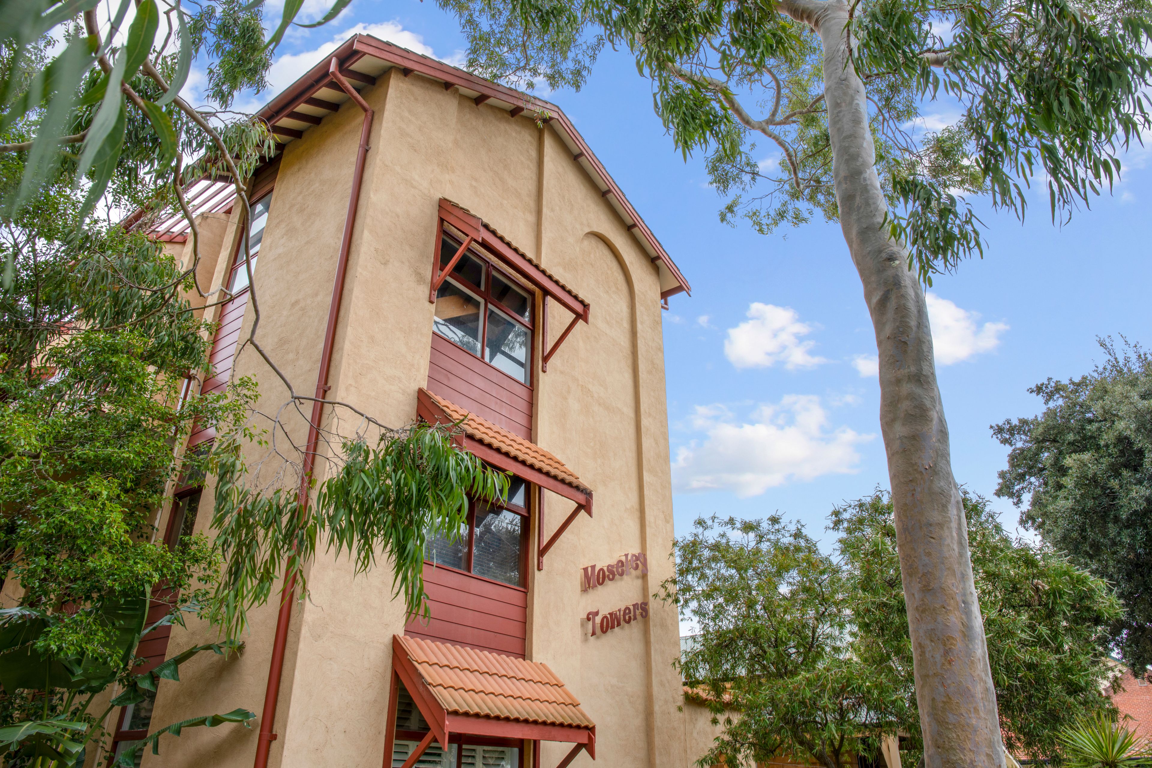23 Moseley Street, Glenelg SA 5045