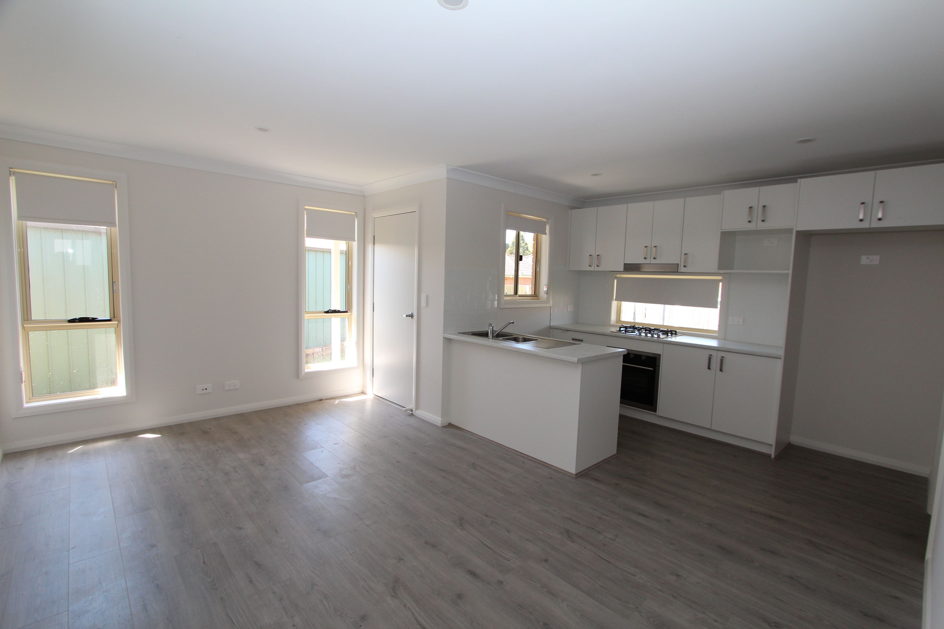 2/9 Simon Place, Moss Vale, NSW 2577