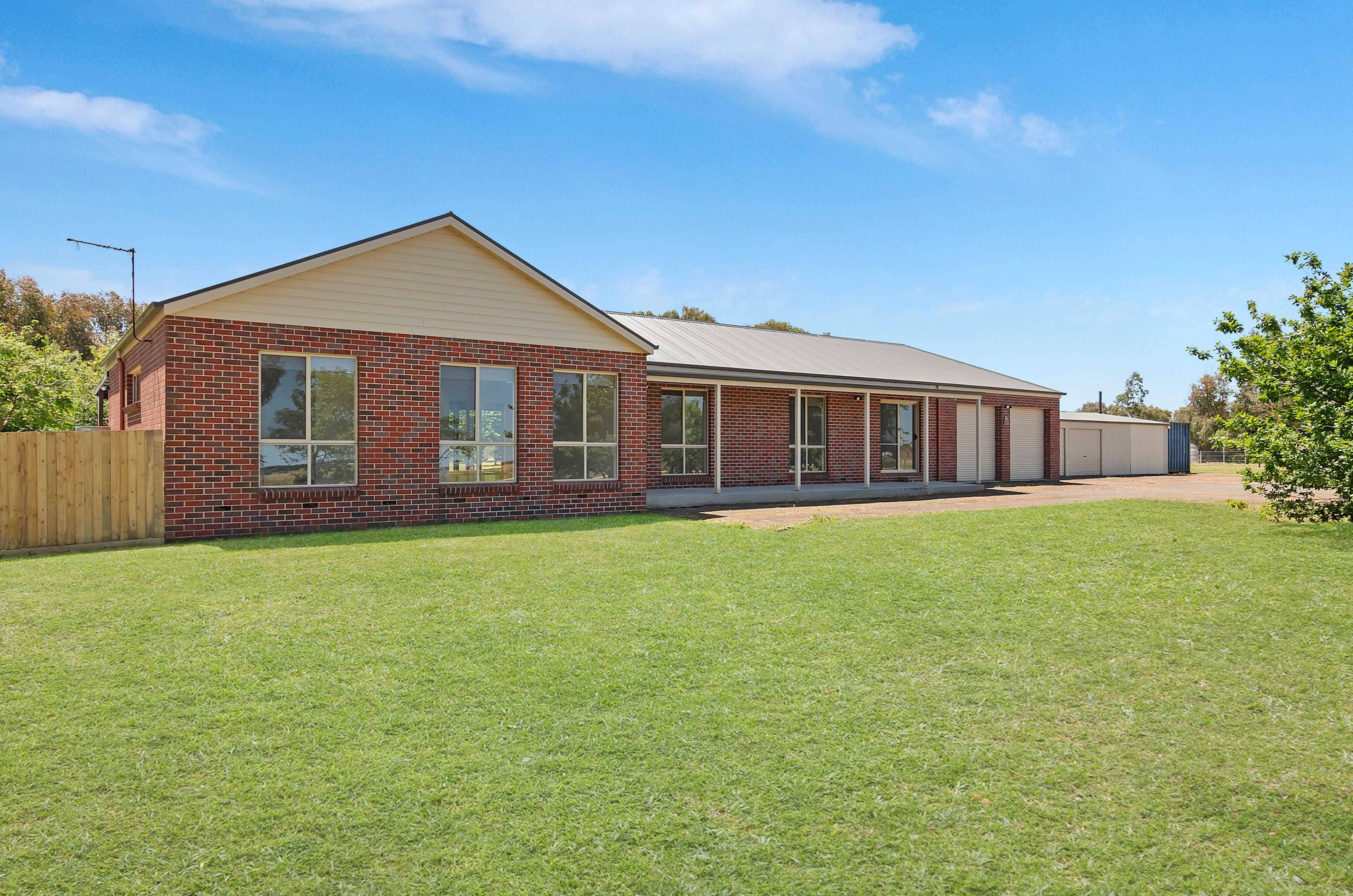 67 Primmers Road, Mailors Flat VIC 3275