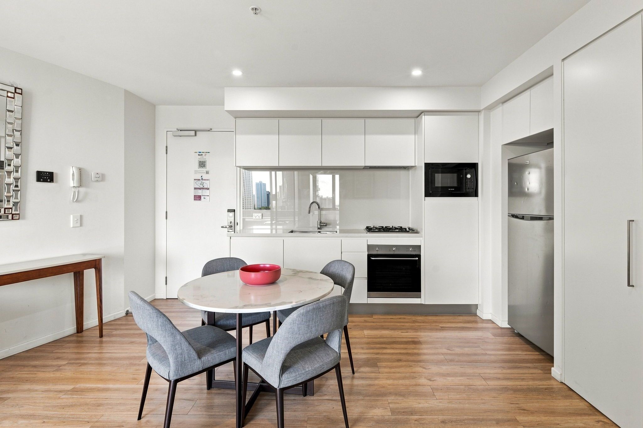 1004/9 Norfolk Avenue — photo 9 of 24