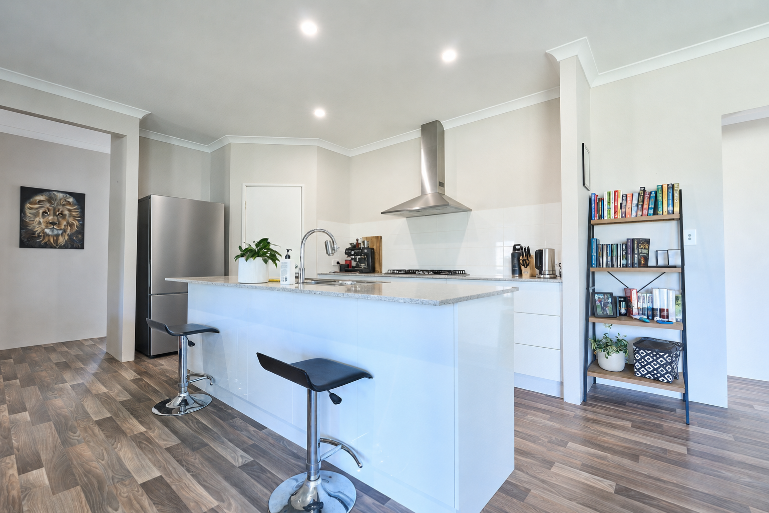 40 Kenwyn Drive — photo 5 of 20