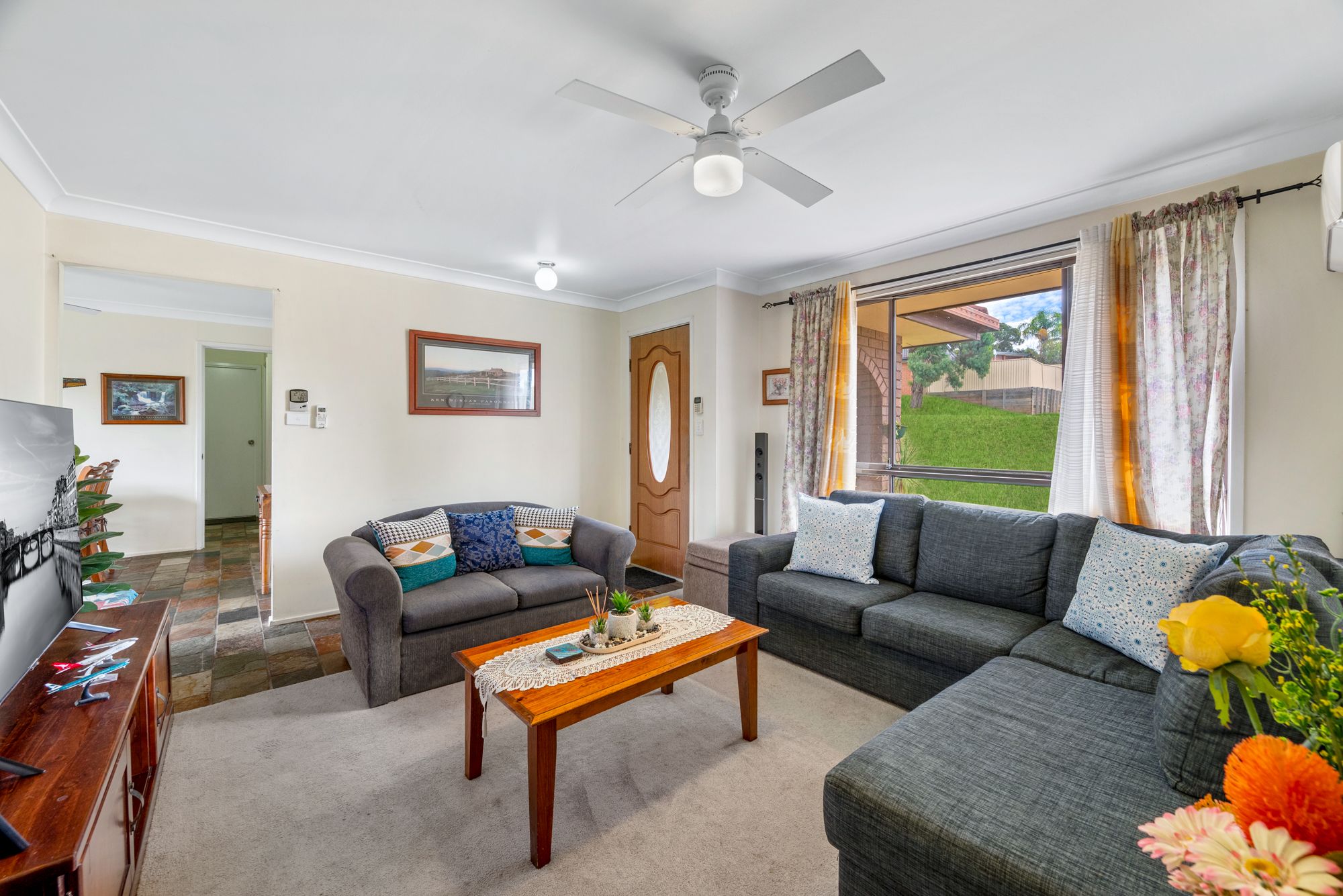 9 Brownlow Place, Ambarvale, NSW 2560