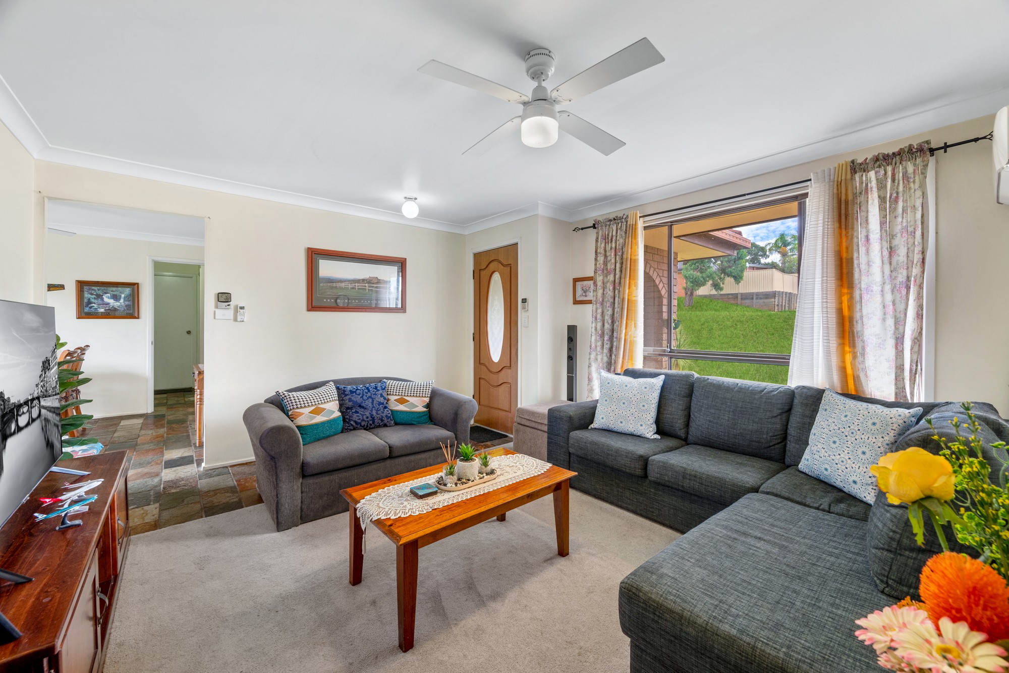 9 Brownlow Place, Ambarvale, NSW 2560