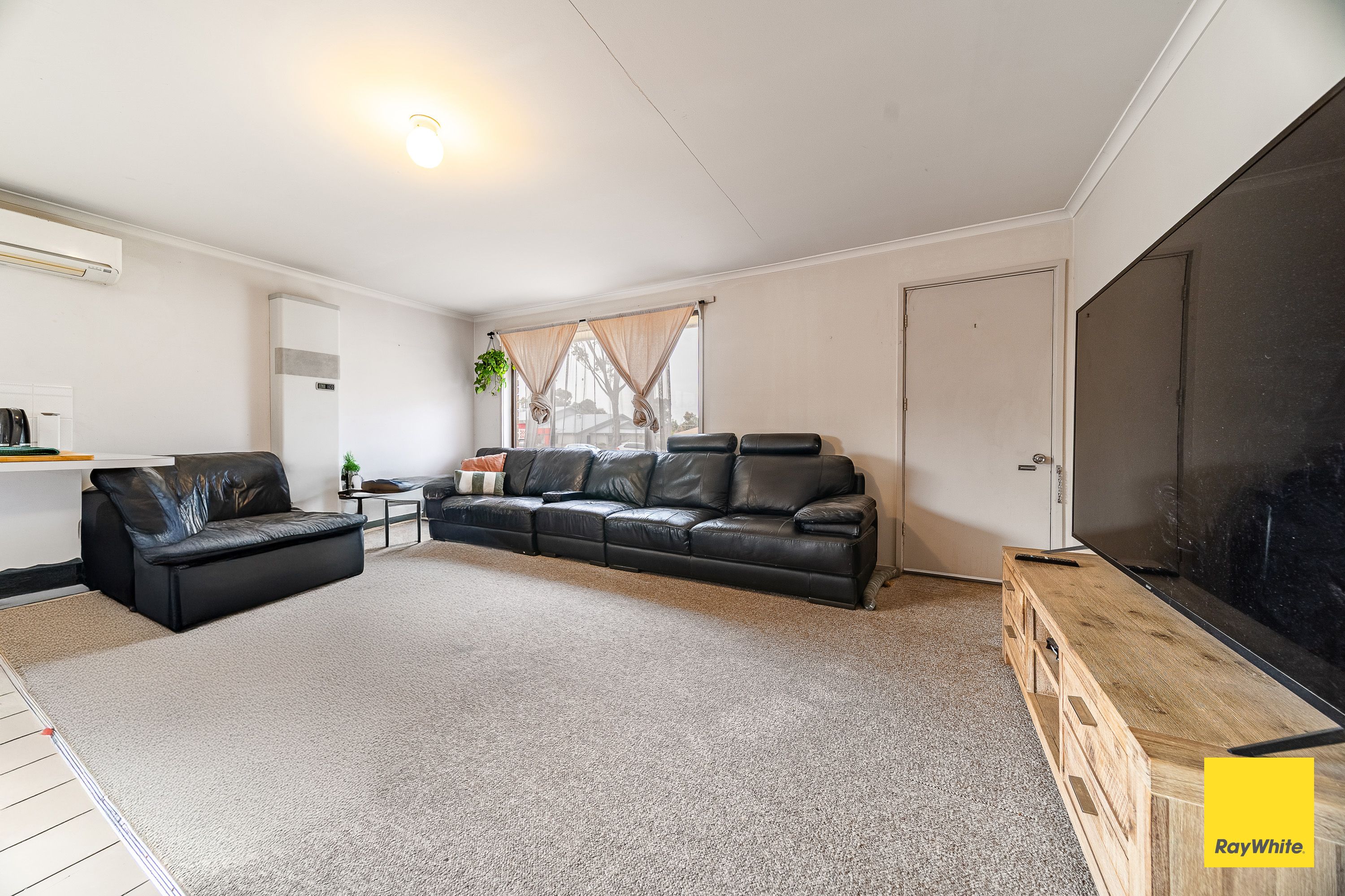 1/32 Helm Street, Kangaroo Flat, VIC 3555